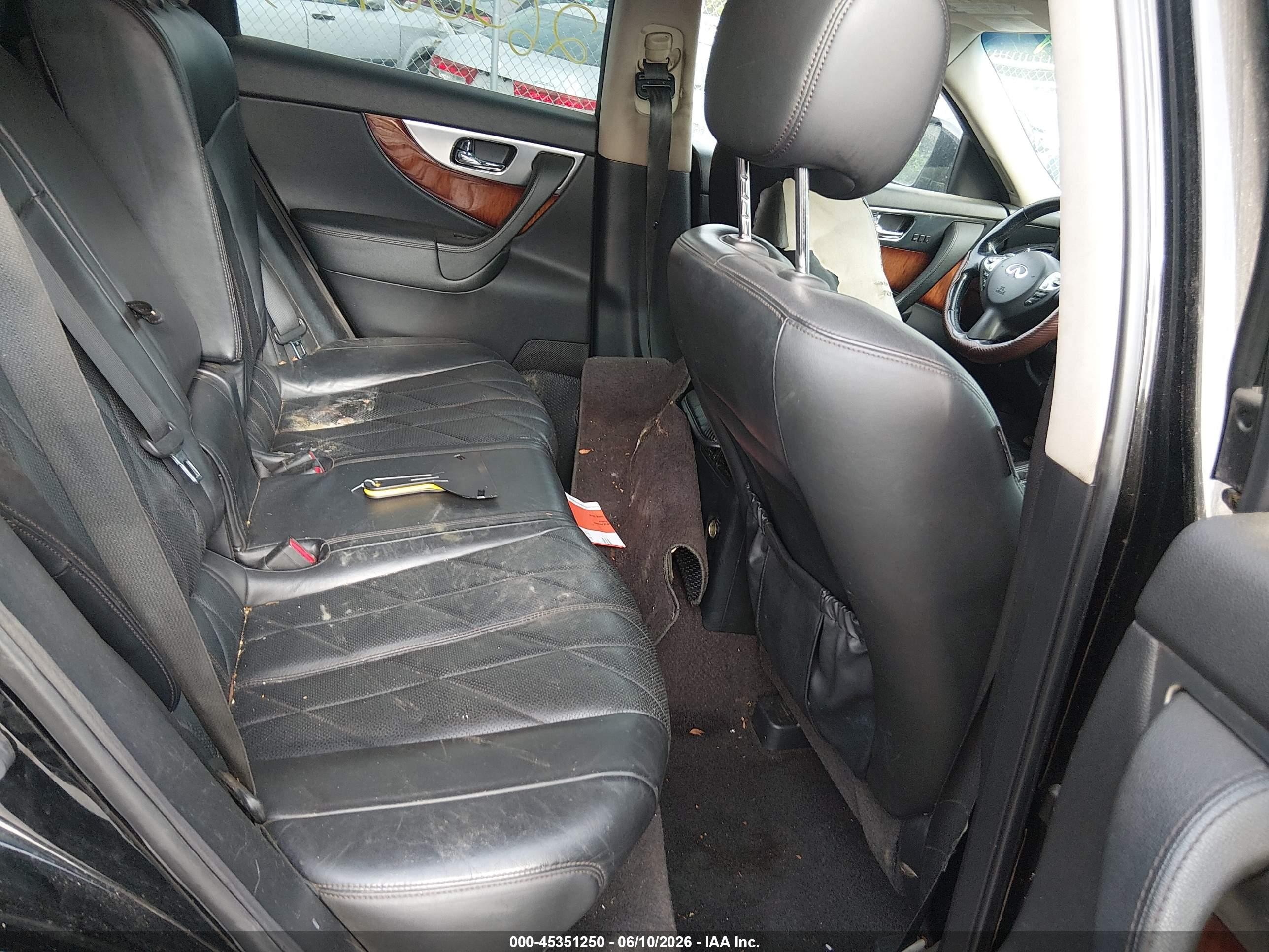 2009 Infiniti Fx50   Black vin: JNRBS18W59M201237
