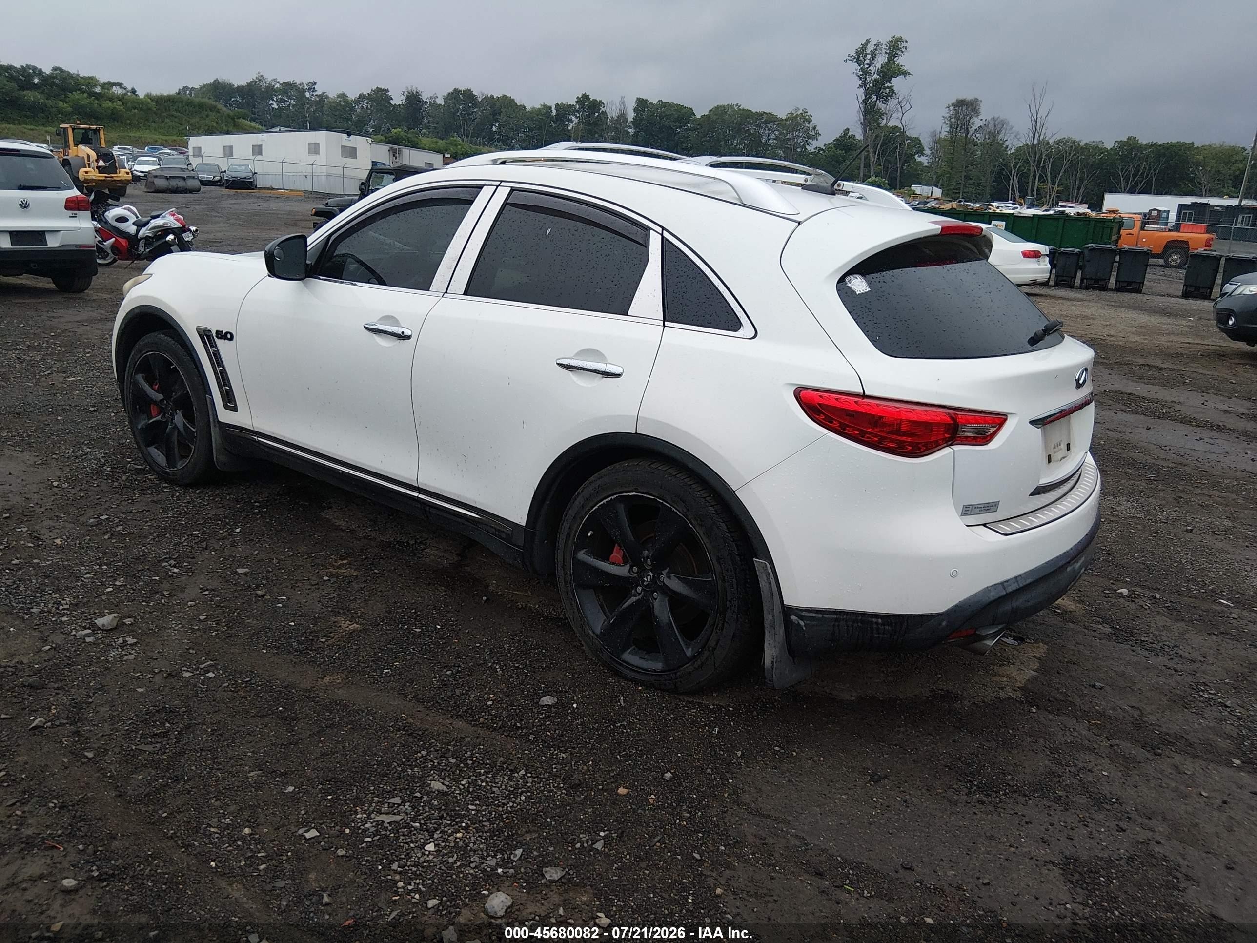 2009 Infiniti Fx50   White vin: JNRBS18W69M201490