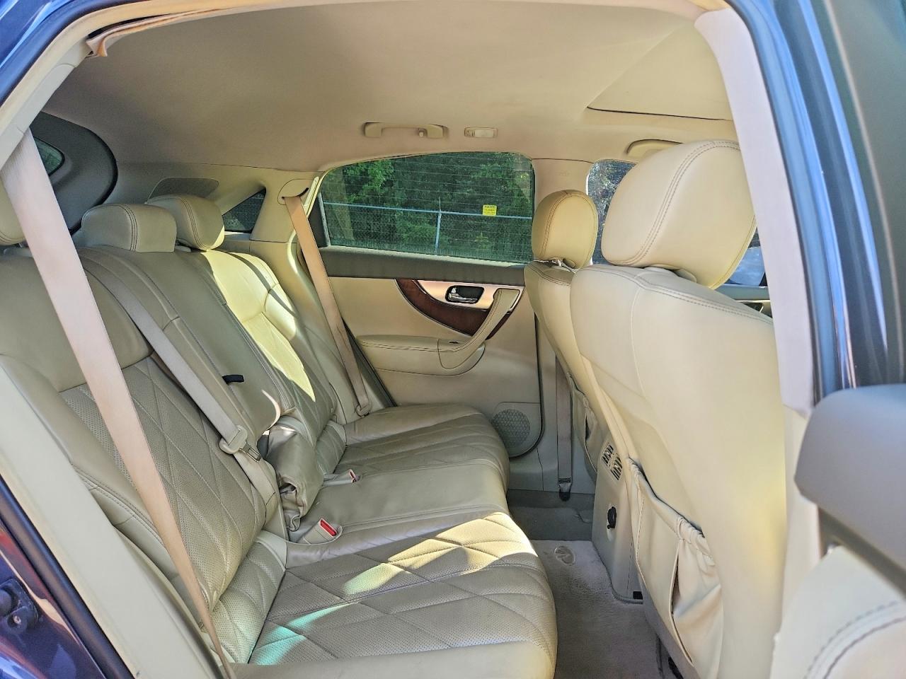 2009 Infiniti Fx50 Base Gray vin: JNRBS18W89M201331