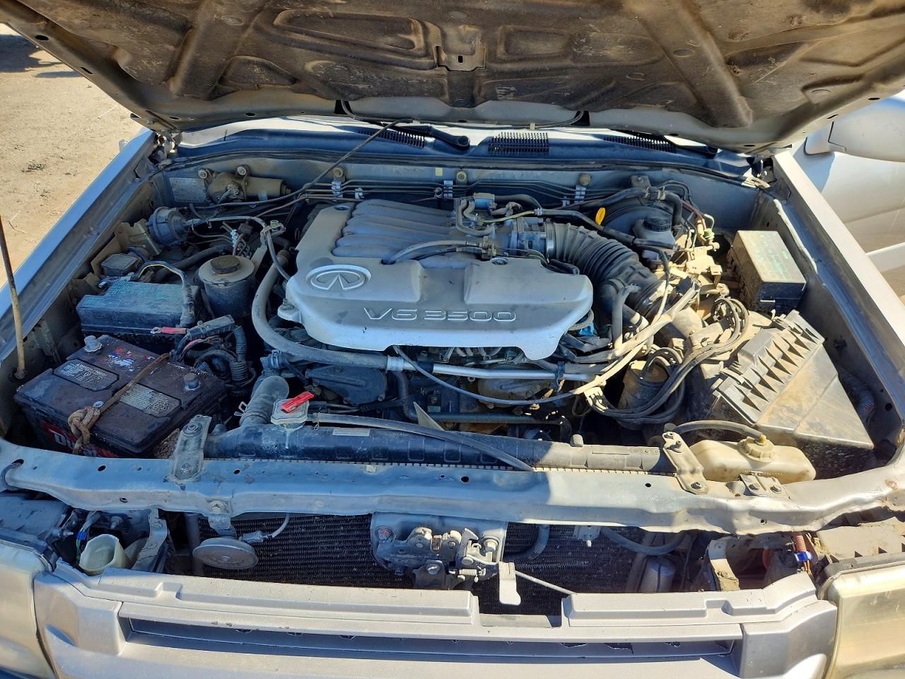 2001 Infiniti Qx4 Base Silver vin: JNRDR09X61W202332