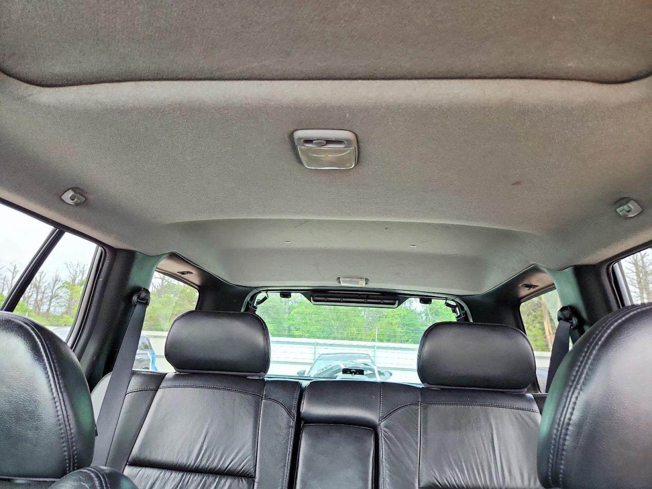 2003 Infiniti Qx4 Base Silver vin: JNRDR09Y13W300812