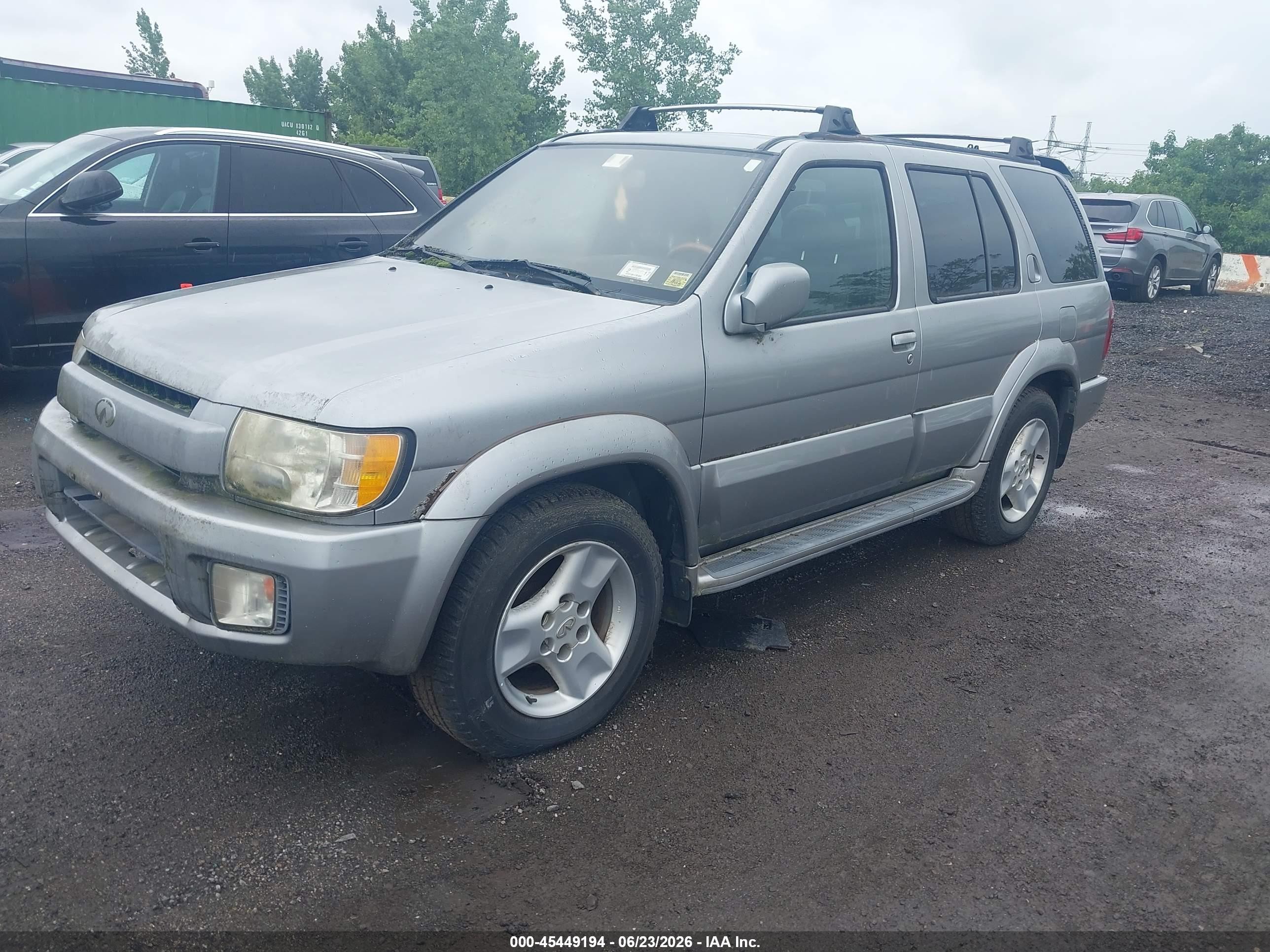 2001 Infiniti Qx4 Luxury Silver vin: JNRDR09Y51W214965
