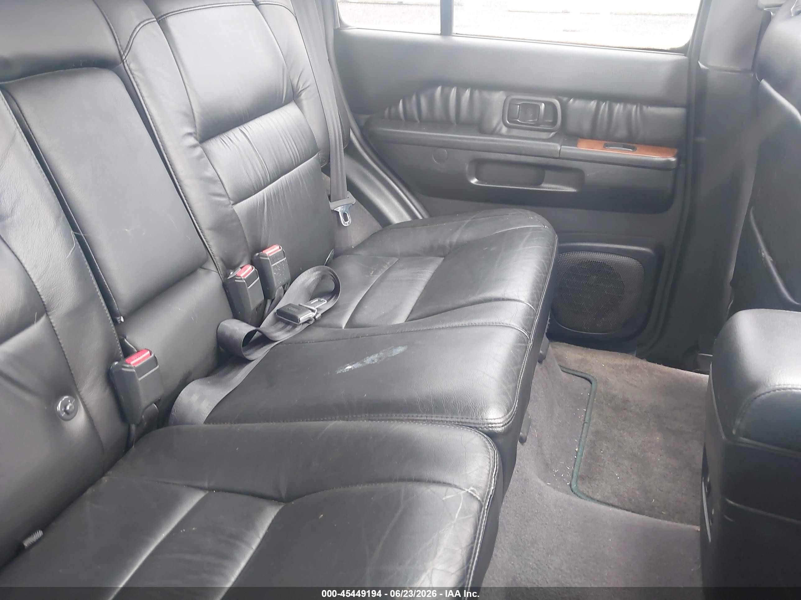 2001 Infiniti Qx4 Luxury Silver vin: JNRDR09Y51W214965