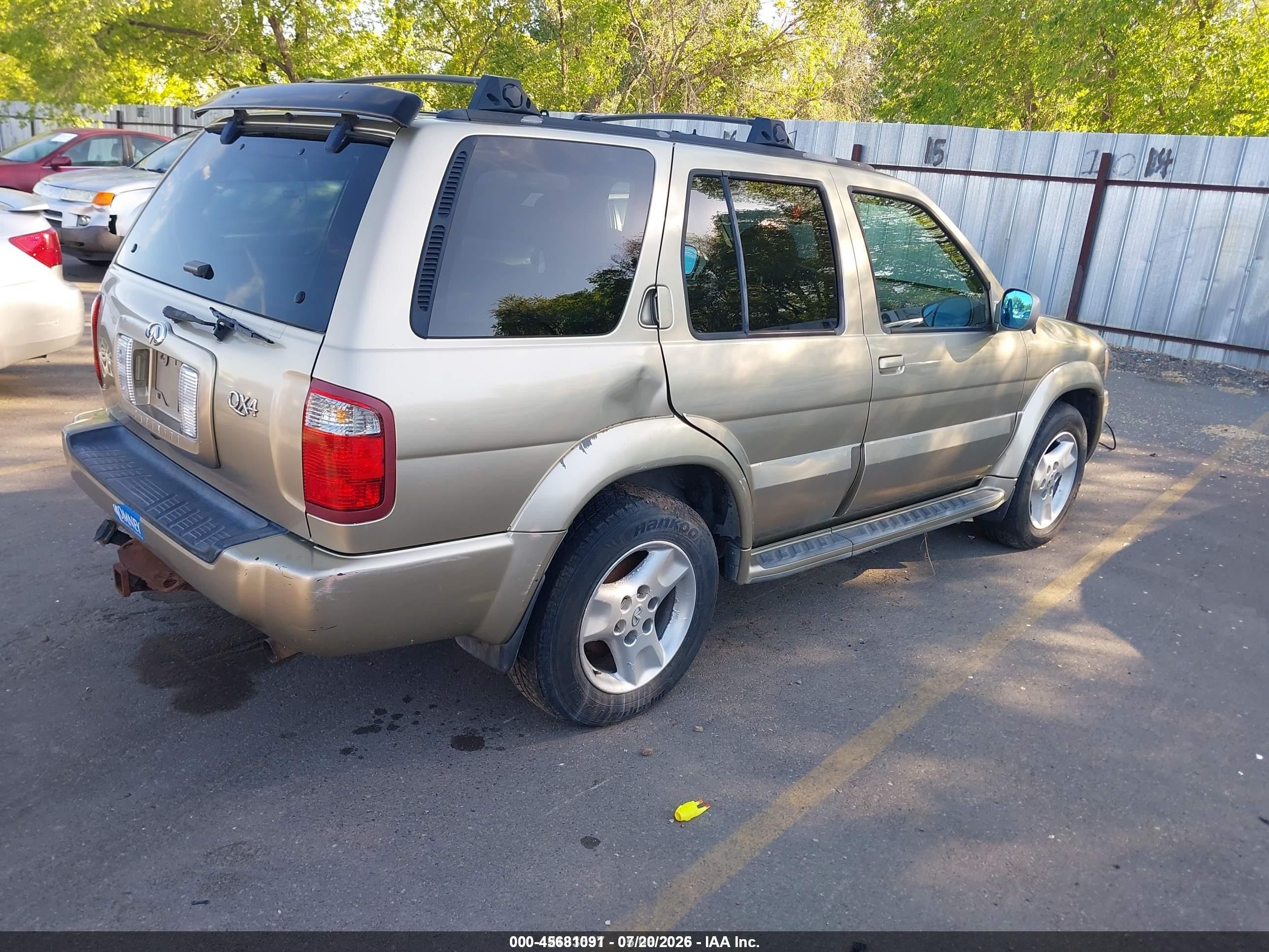 2002 Infiniti Qx4 Luxury Gold vin: JNRDR09Y52W262077
