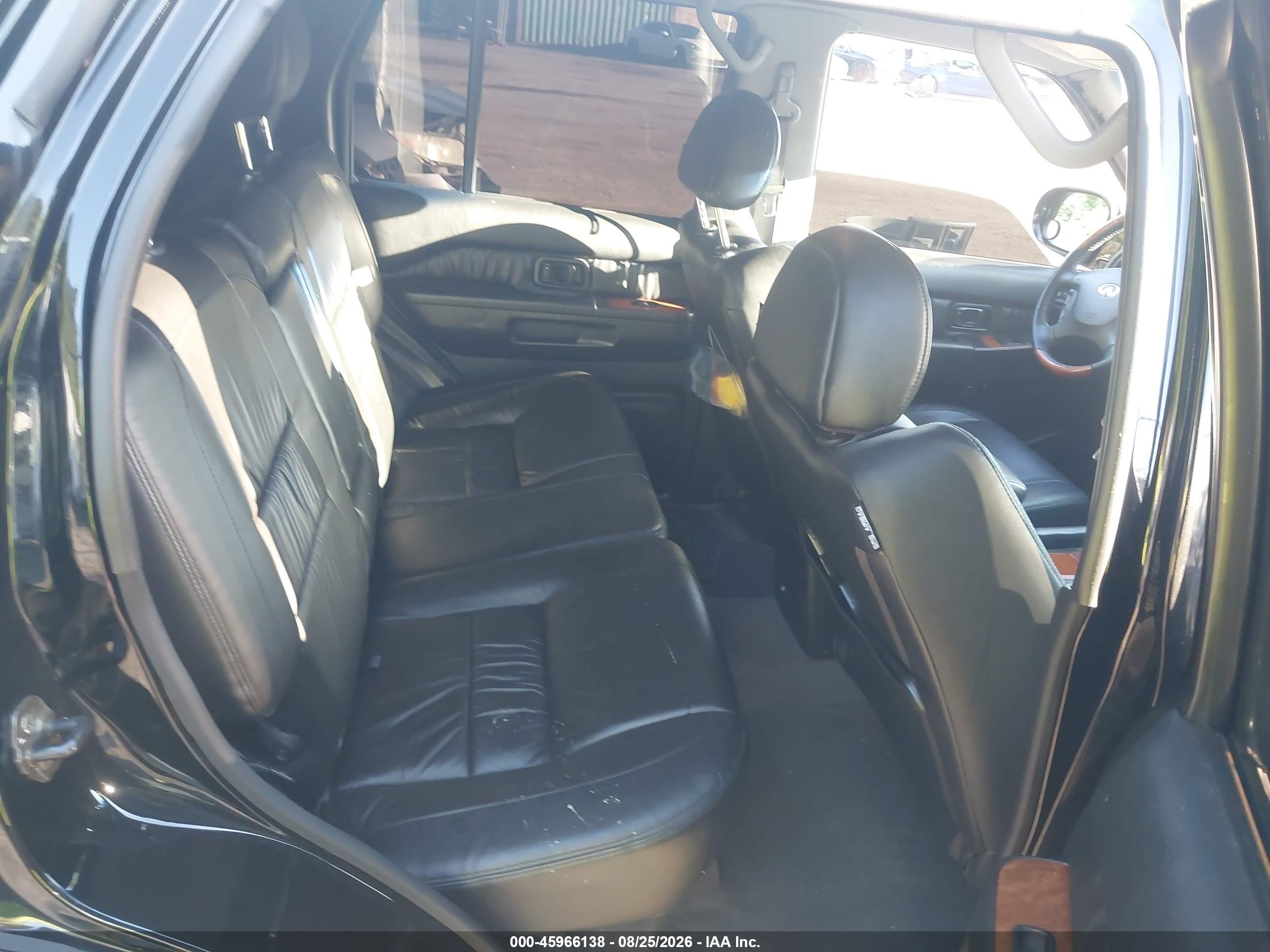 2002 Infiniti Qx4 Luxury Black vin: JNRDR09Y62W250956