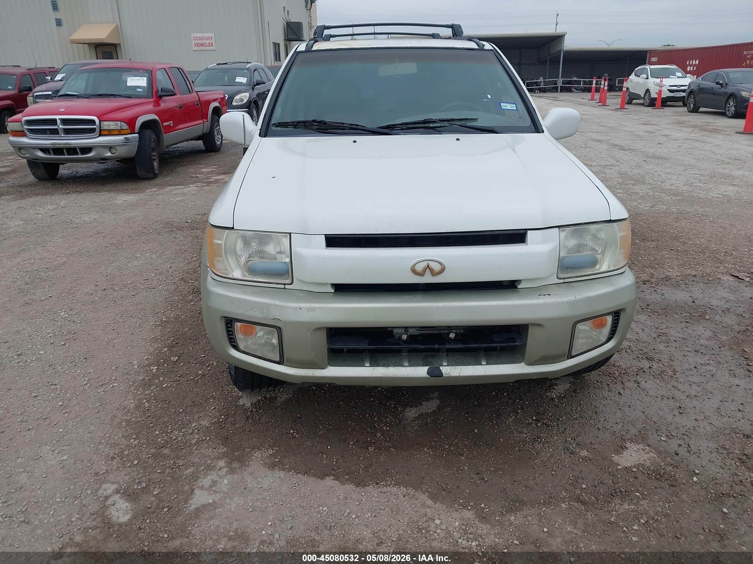 2002 Infiniti Qx4 Luxury White vin: JNRDR09Y82W253700