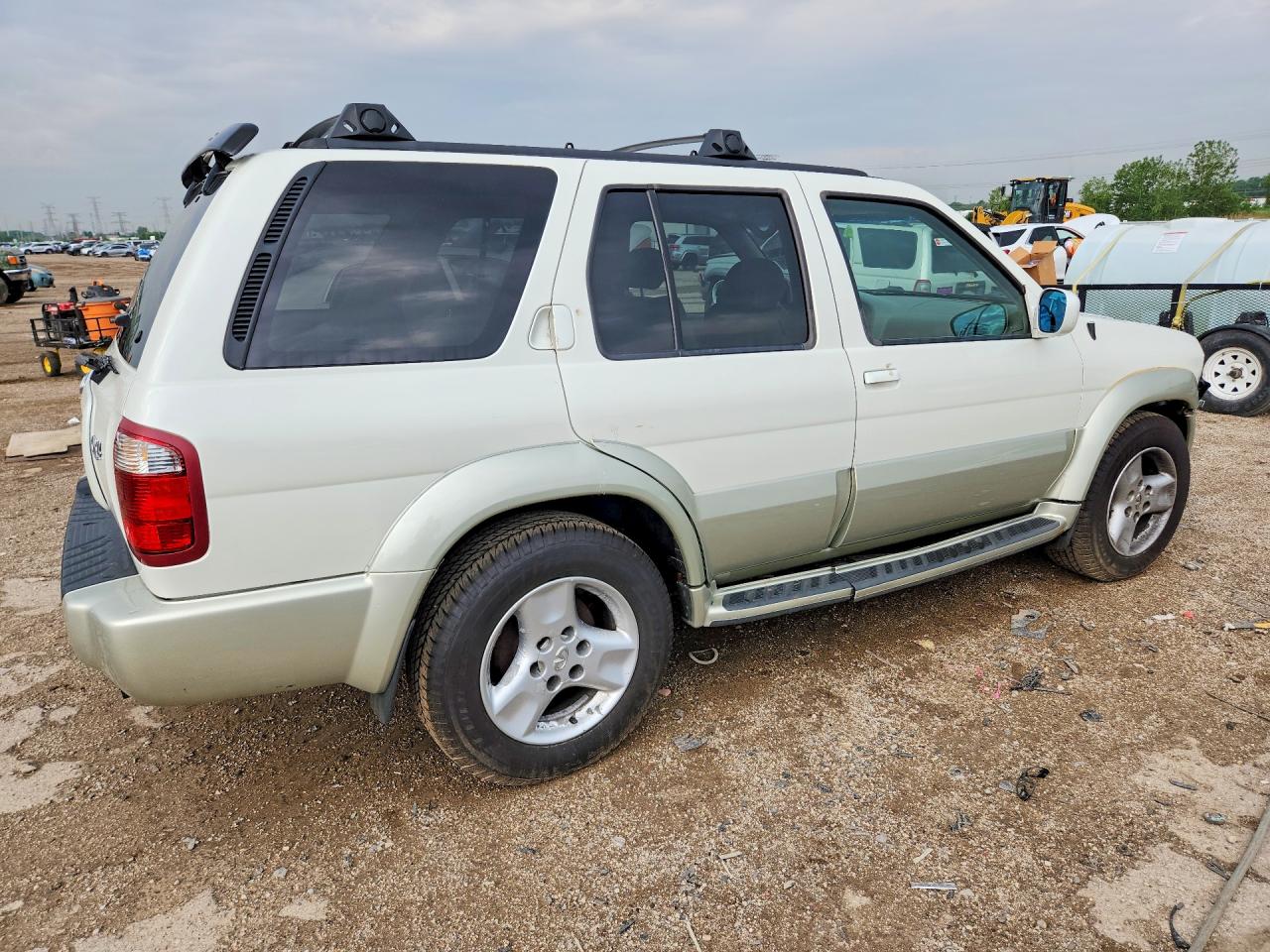 2002 Infiniti Qx4 Base Beige vin: JNRDR09YX2W254038