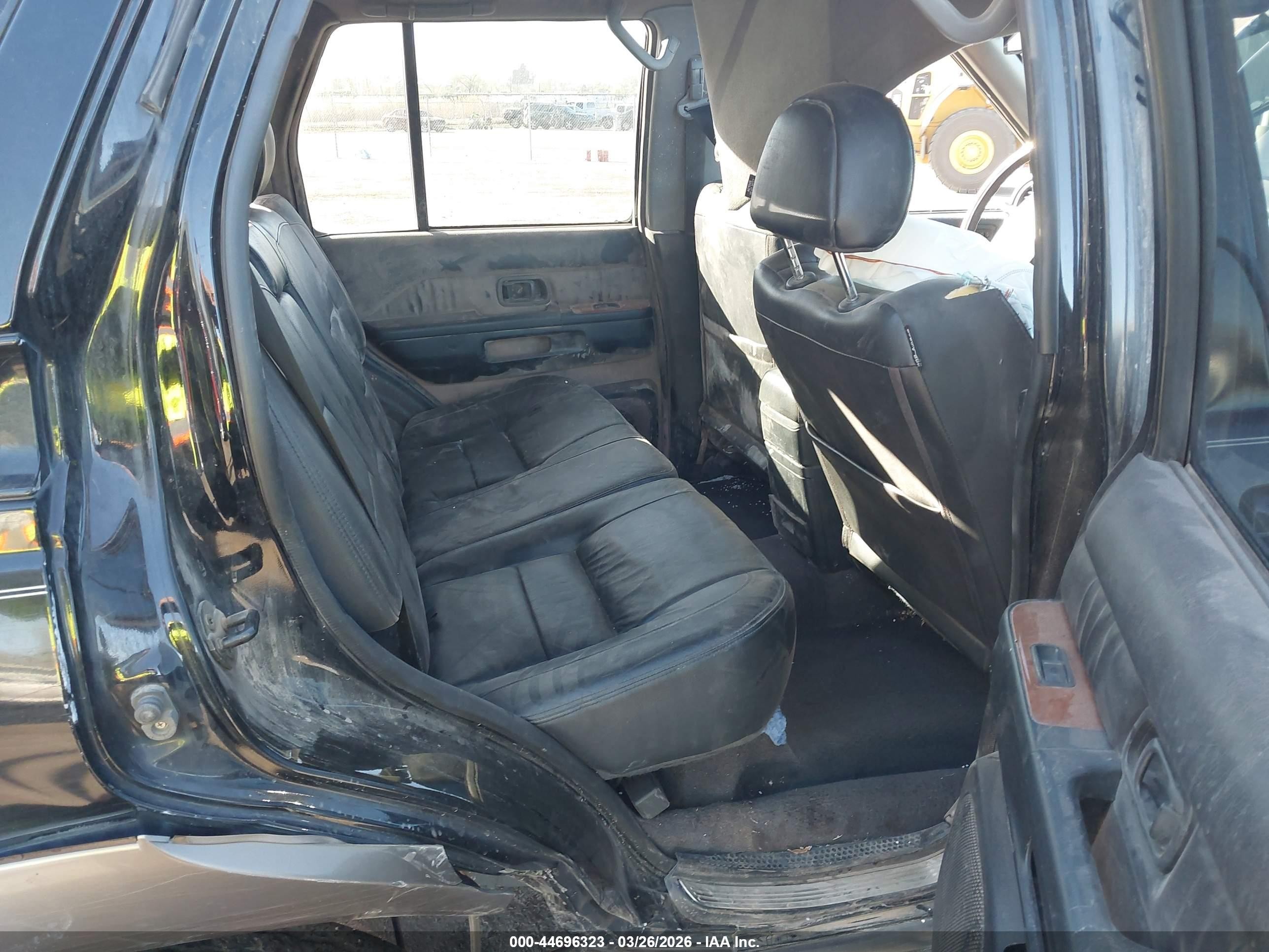 2002 Infiniti Qx4 Luxury Черный vin: JNRDR09YX2W258476