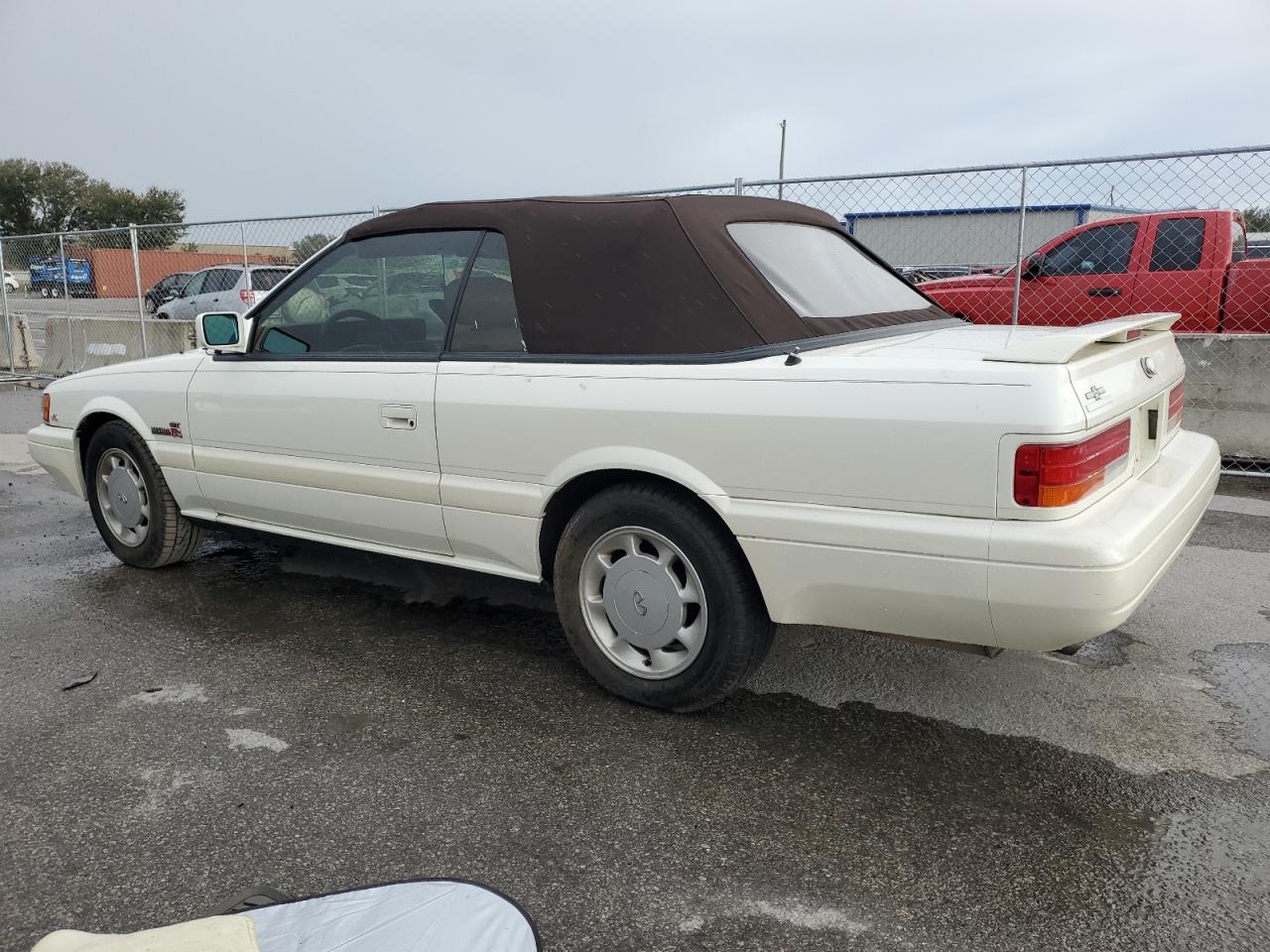 1992 Infiniti M30  Beige vin: JNXHF16C1NT010897
