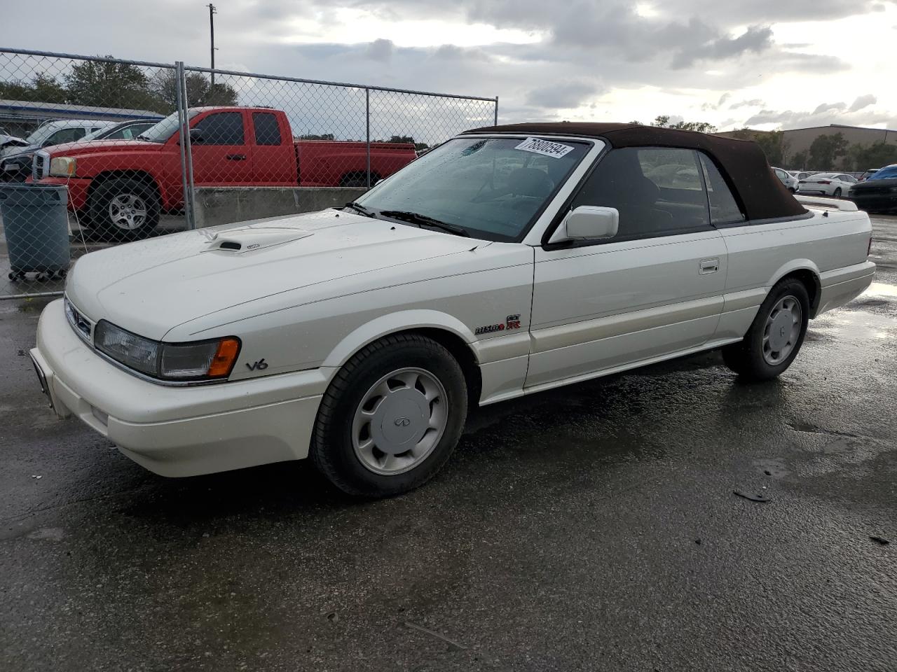 1992 Infiniti M30  Beige vin: JNXHF16C1NT010897