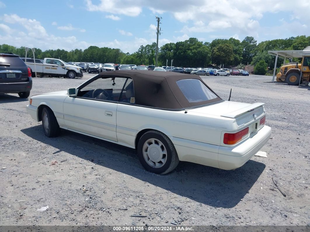 1992 Infiniti M30   White vin: JNXHF16C3NT011176
