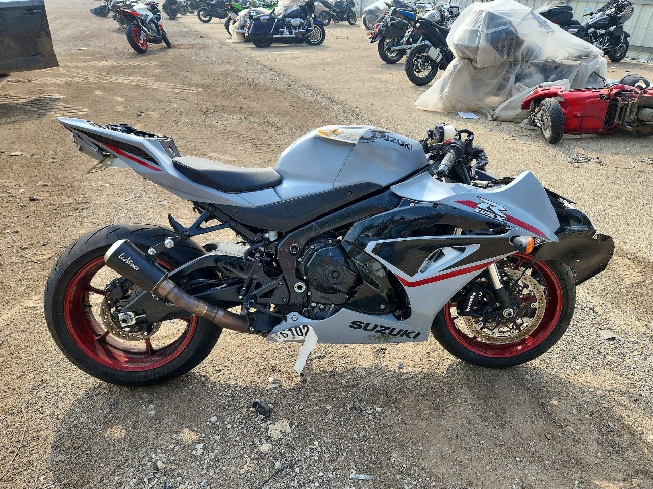 JS1DM11B2R7100255
