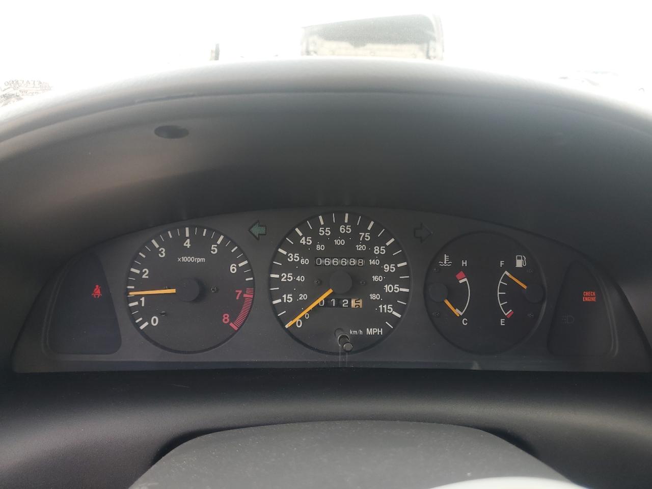 2000 Suzuki Esteem Gl Silver vin: JS2GB41S8Y5184253