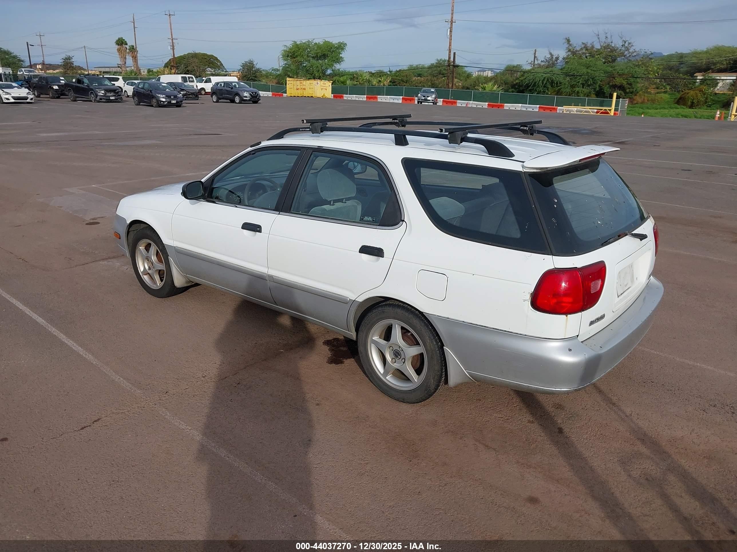 2001 Suzuki Esteem Gl/glx/glx+ White vin: JS2GB41W315201954