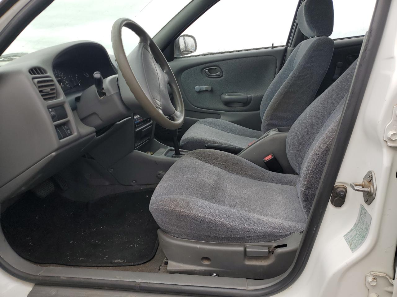 2000 Suzuki Esteem Gl White vin: JS2GB41W7Y5180634