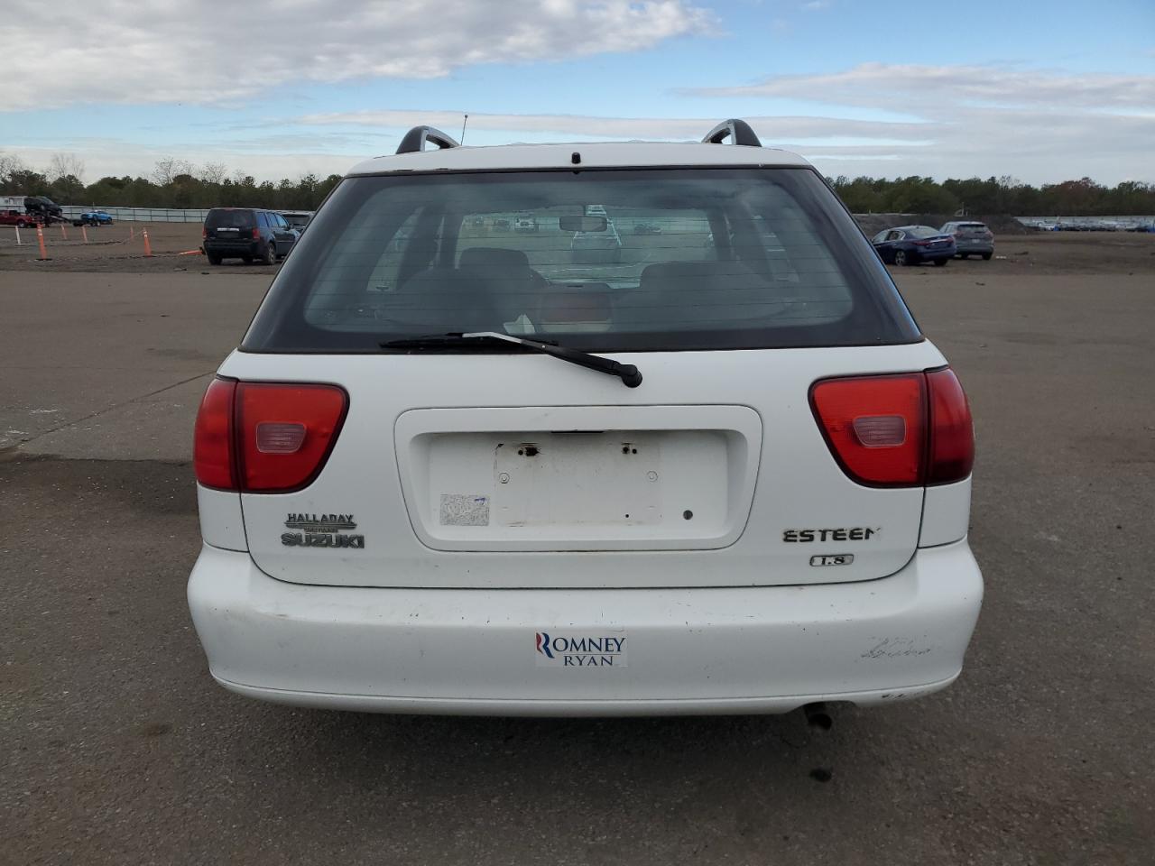 2000 Suzuki Esteem Gl White vin: JS2GB41W7Y5180634