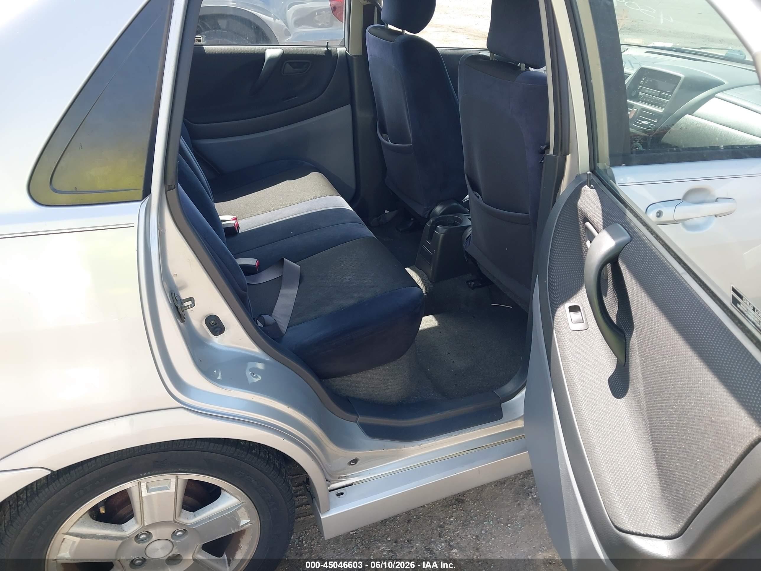 2002 Suzuki Aerio Gs/s Silver vin: JS2RA41S525108637