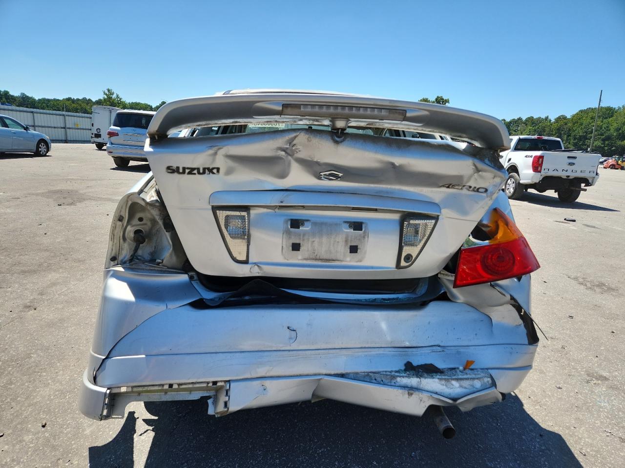 2002 Suzuki Aerio S Silver vin: JS2RA41S625105133