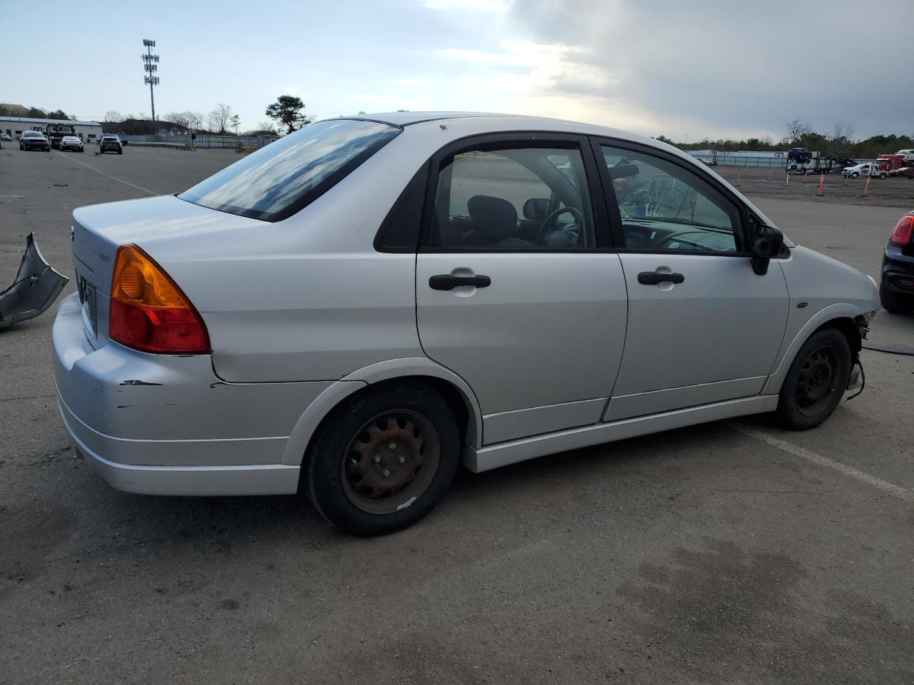 2002 Suzuki Aerio S Silver vin: JS2RA41S925107118