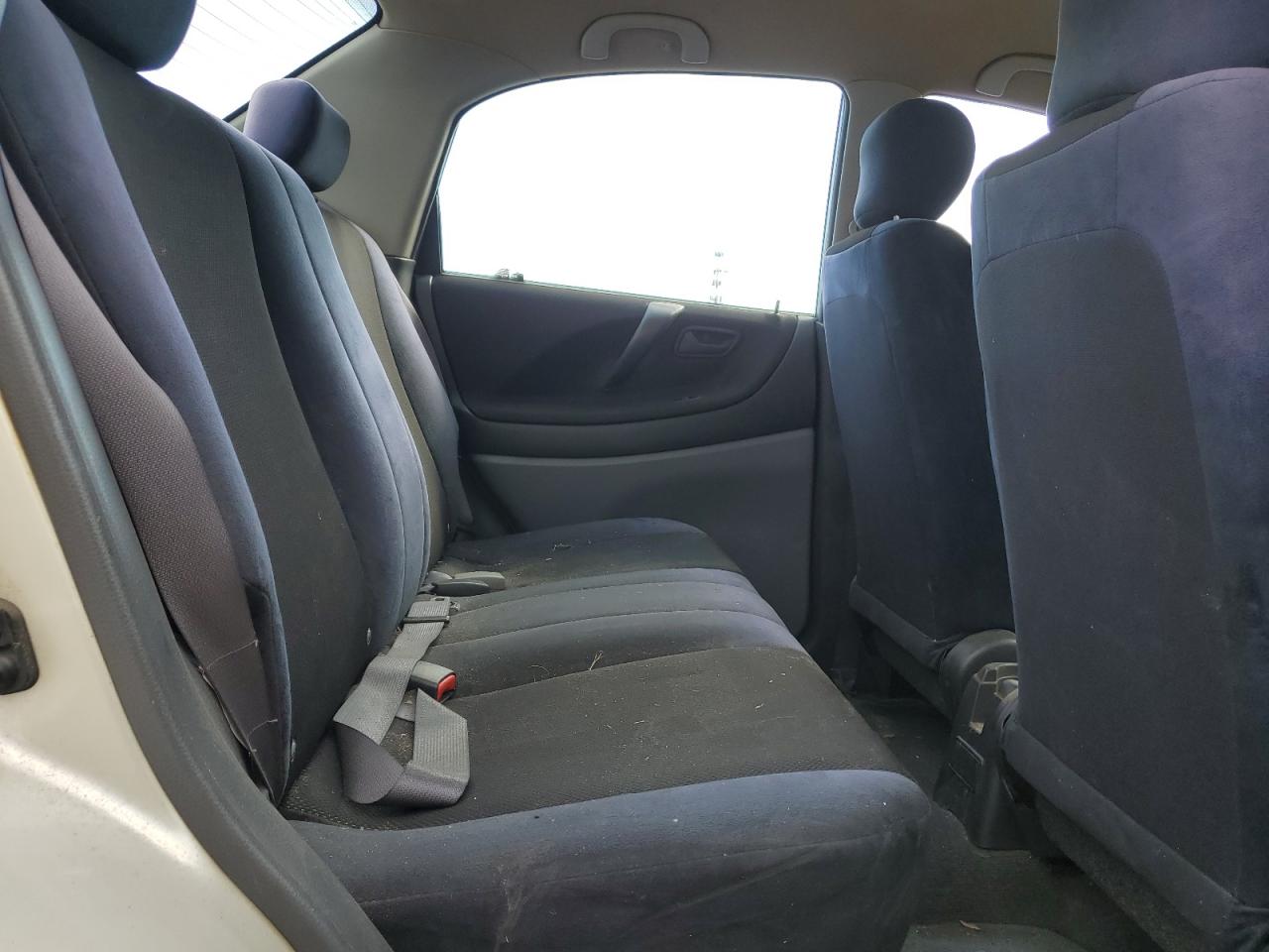 2002 Suzuki Aerio S Silver vin: JS2RA41S925107118