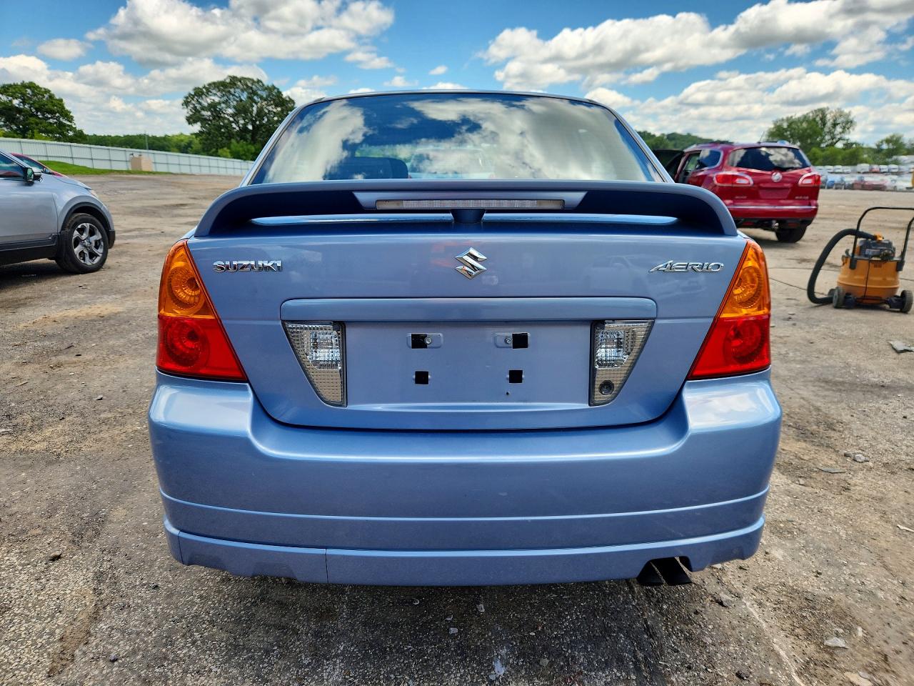 2005 Suzuki Aerio S Синий vin: JS2RA61S555250731