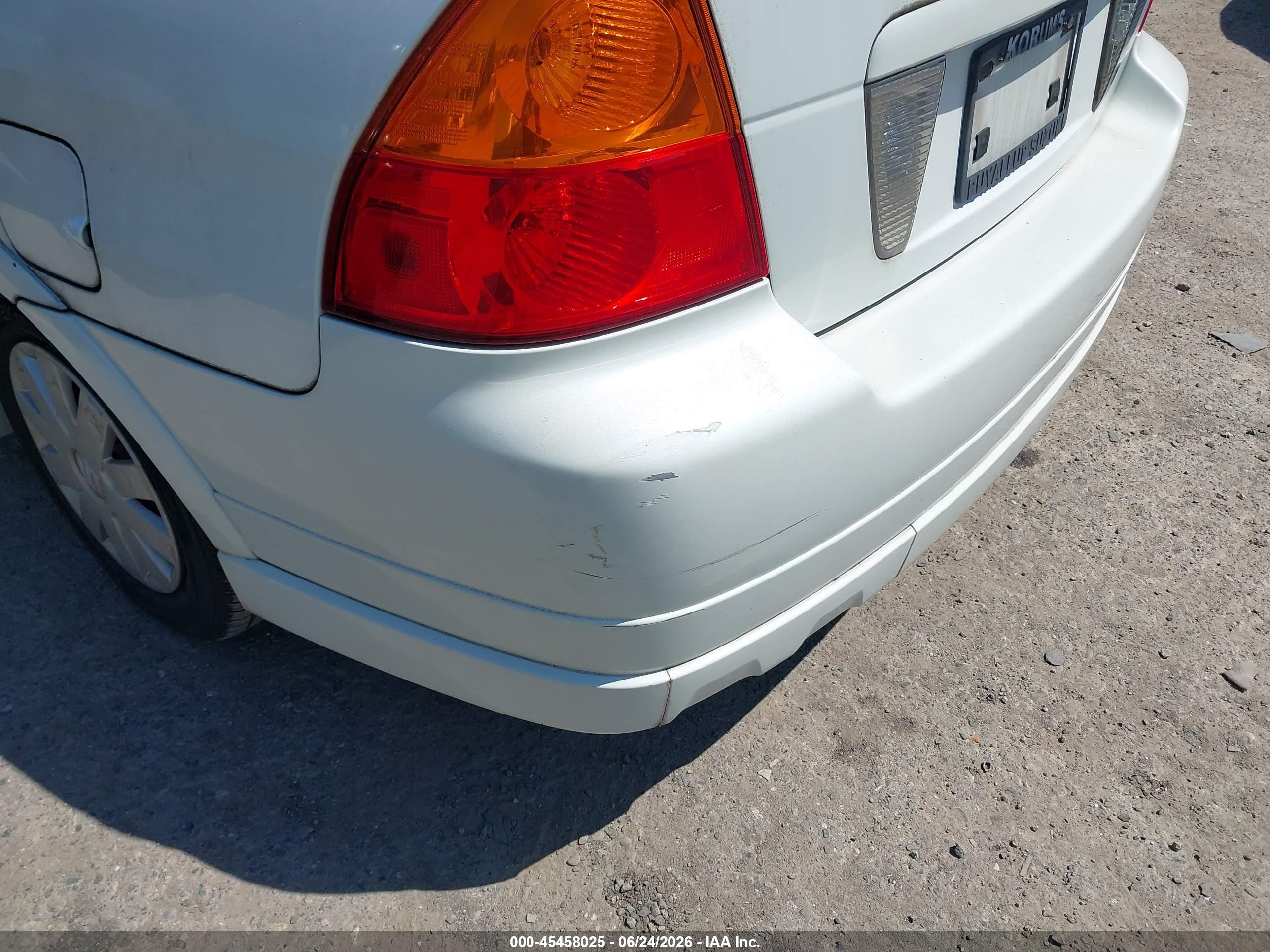 2007 Suzuki Aerio   White vin: JS2RA62S075353783