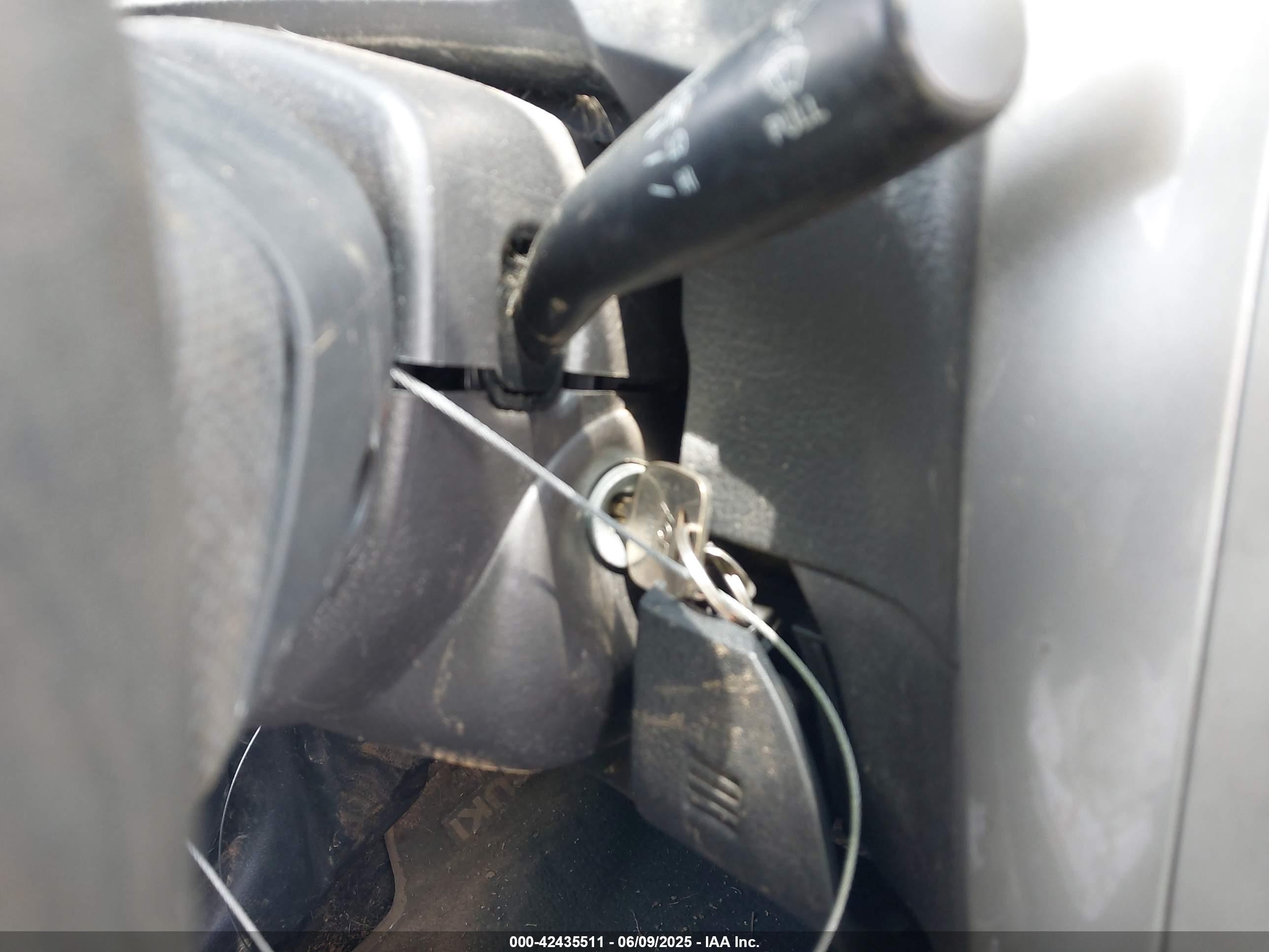 2006 Suzuki Aerio Premium Silver vin: JS2RA62S365301790