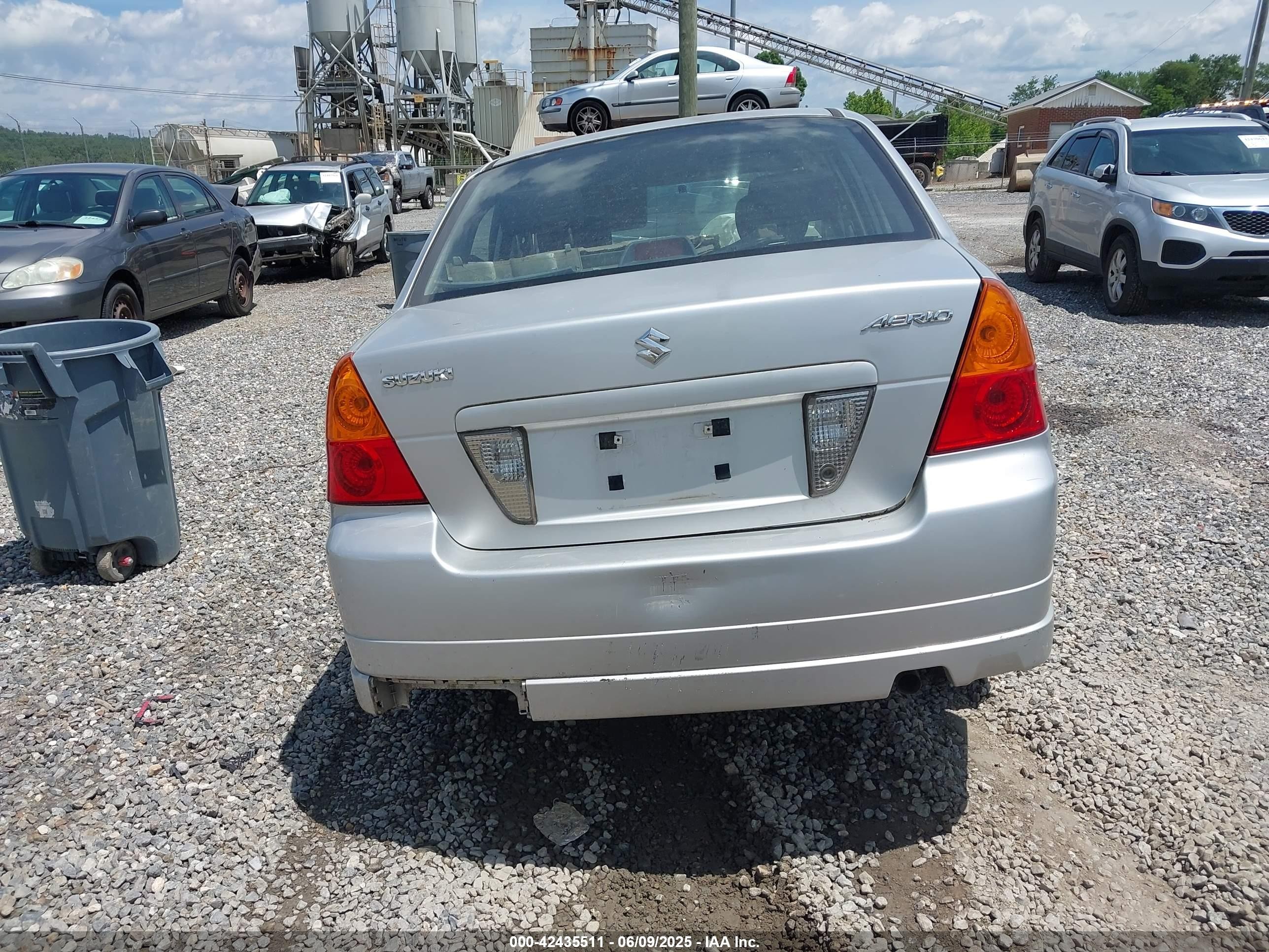 2006 Suzuki Aerio Premium Silver vin: JS2RA62S365301790