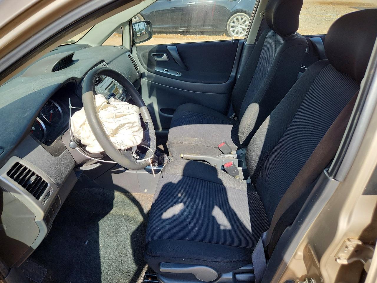 2006 Suzuki Aerio Gold vin: JS2RA62S565301192