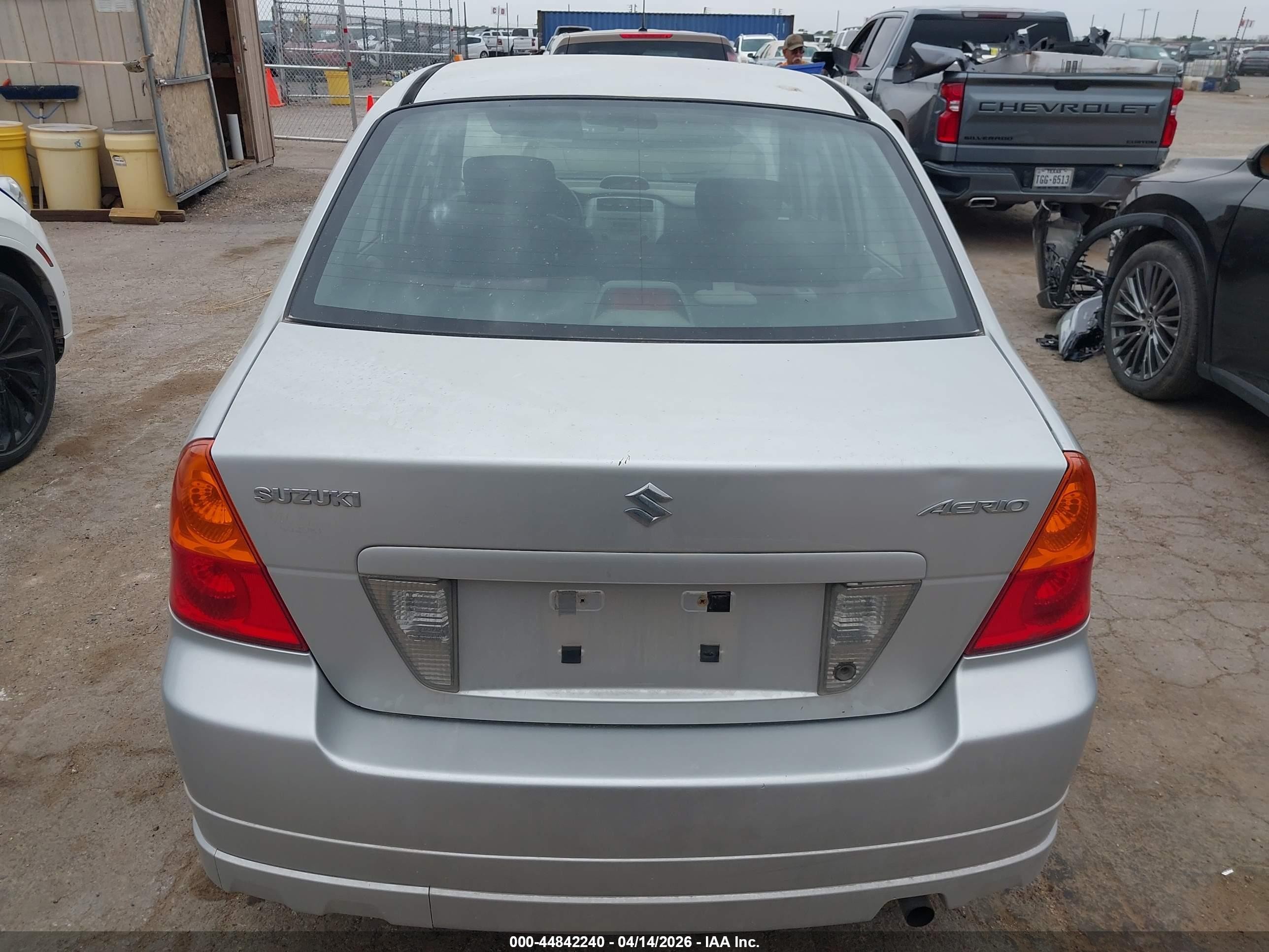 2006 Suzuki Aerio Premium Silver vin: JS2RA62S565301337