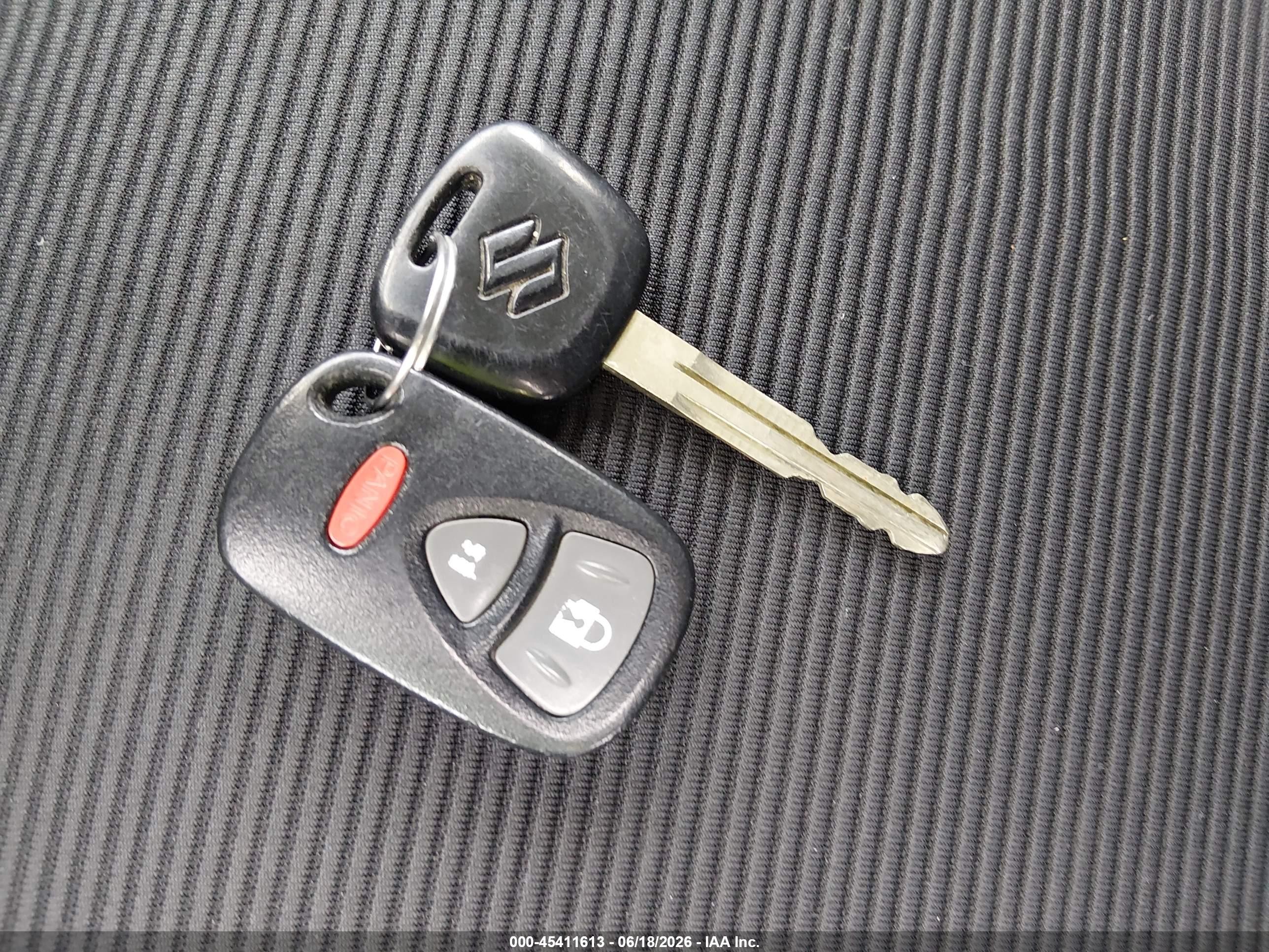 2006 Suzuki Aerio Premium White vin: JS2RB62SX65300049