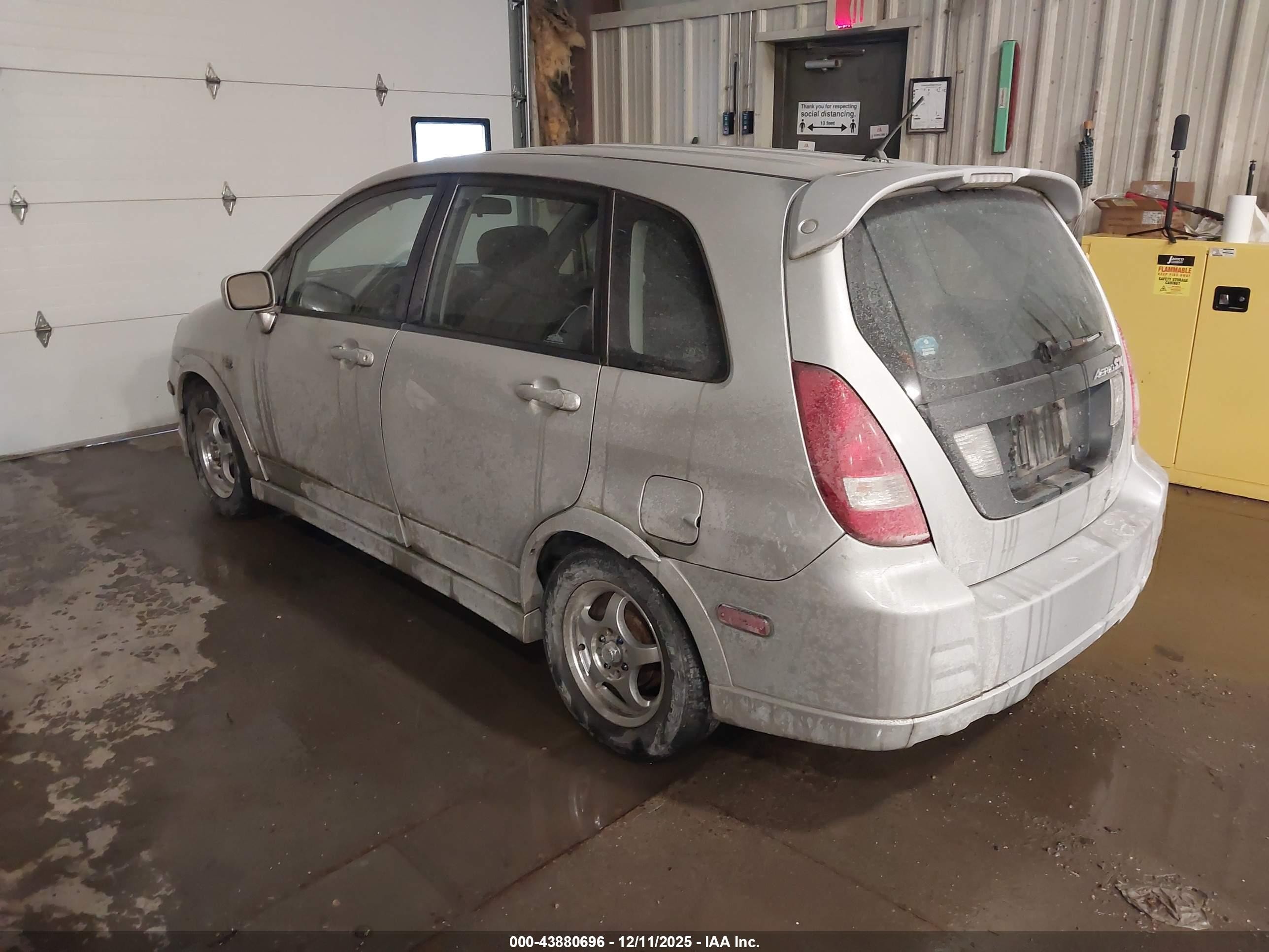 2003 Suzuki Aerio Sx   Silver vin: JS2RC41H435202086