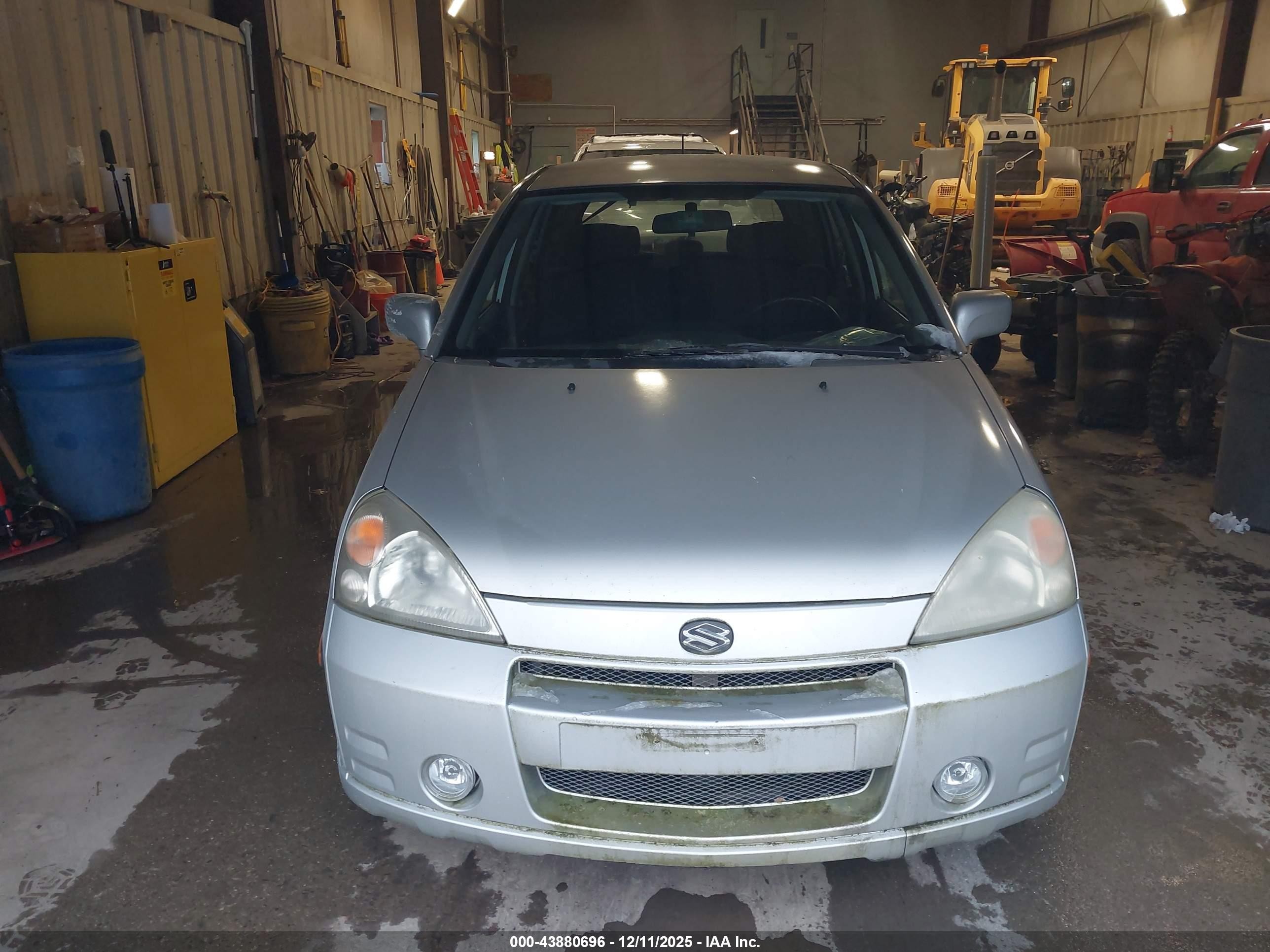2003 Suzuki Aerio Sx   Silver vin: JS2RC41H435202086