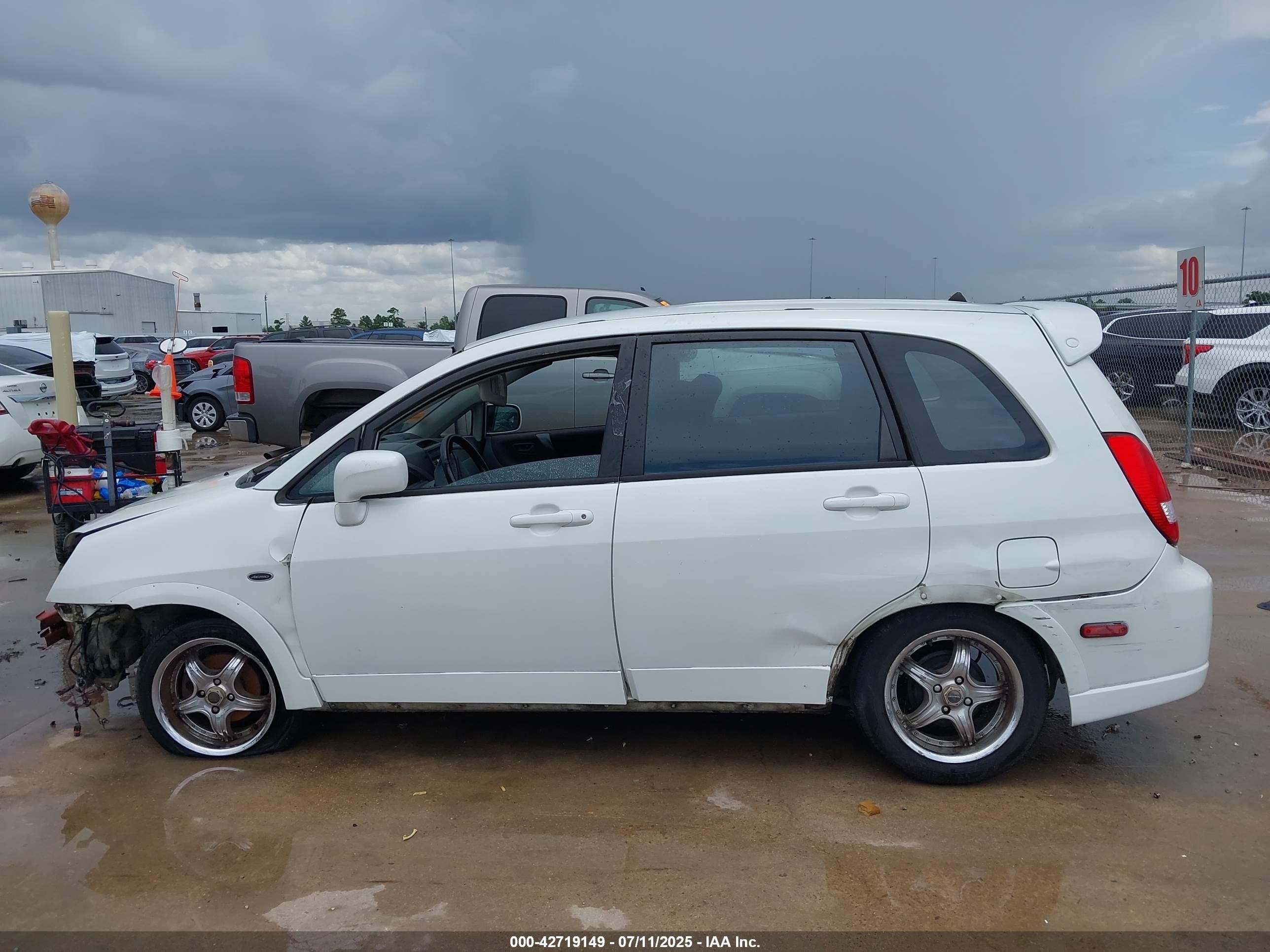 2003 Suzuki Aerio Sx   White vin: JS2RC41H535212769
