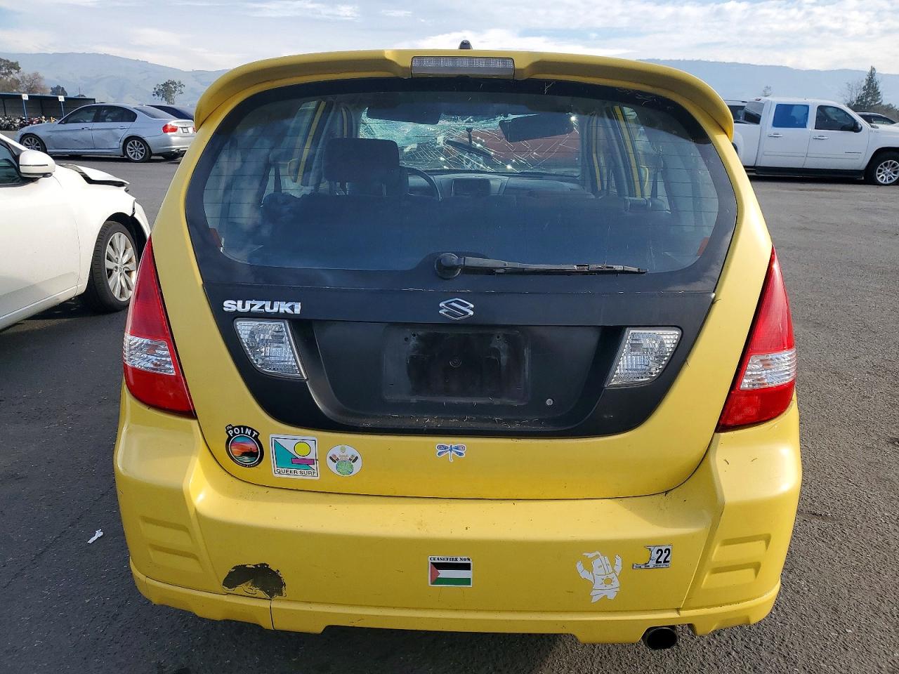 2002 Suzuki Aerio Sx Yellow vin: JS2RC41H725104412