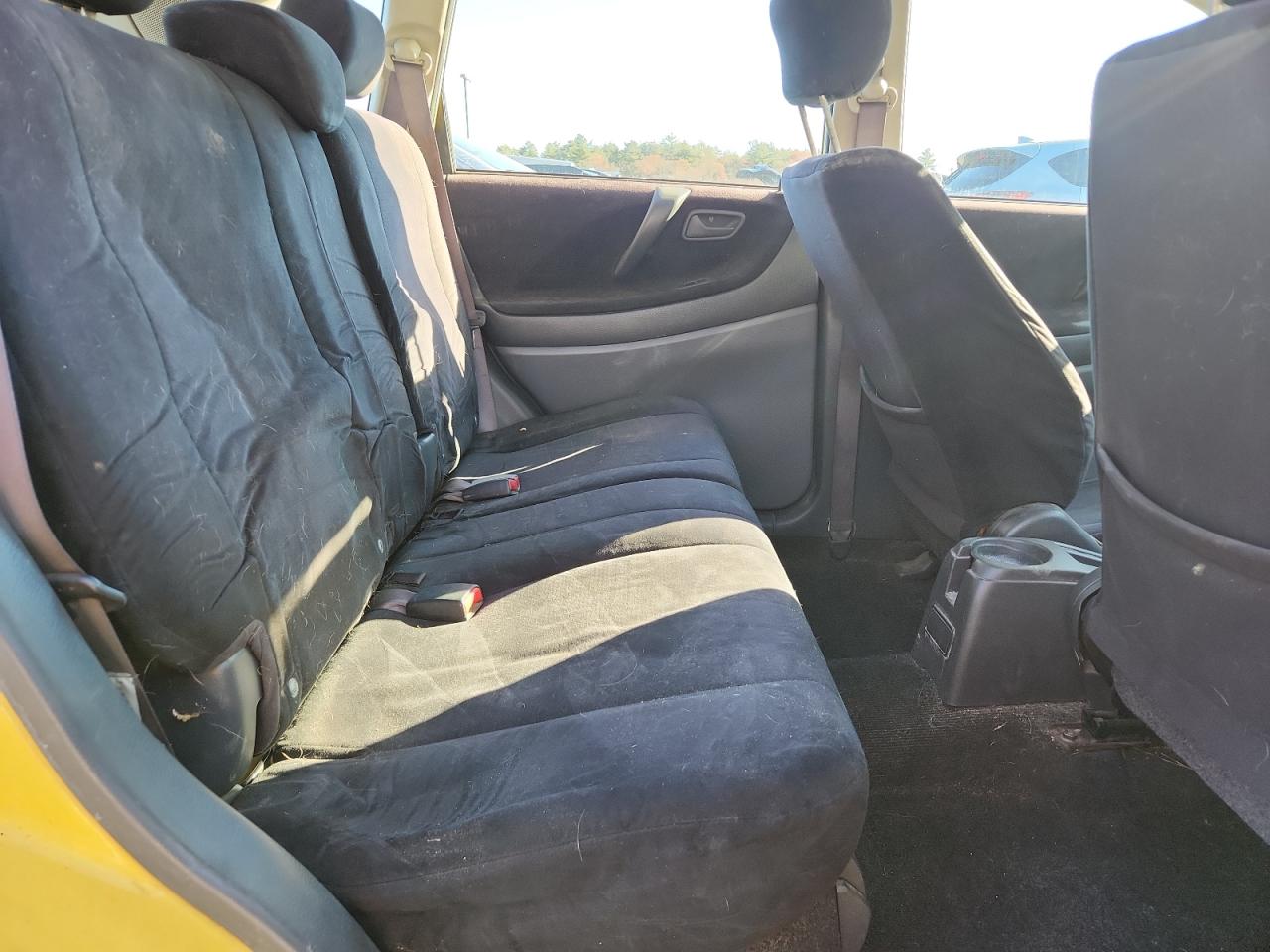 2003 Suzuki Aerio Sx Yellow vin: JS2RC41H735207654