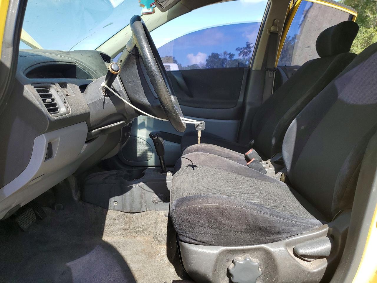 2002 Suzuki Aerio Sx Yellow vin: JS2RC41H925103049