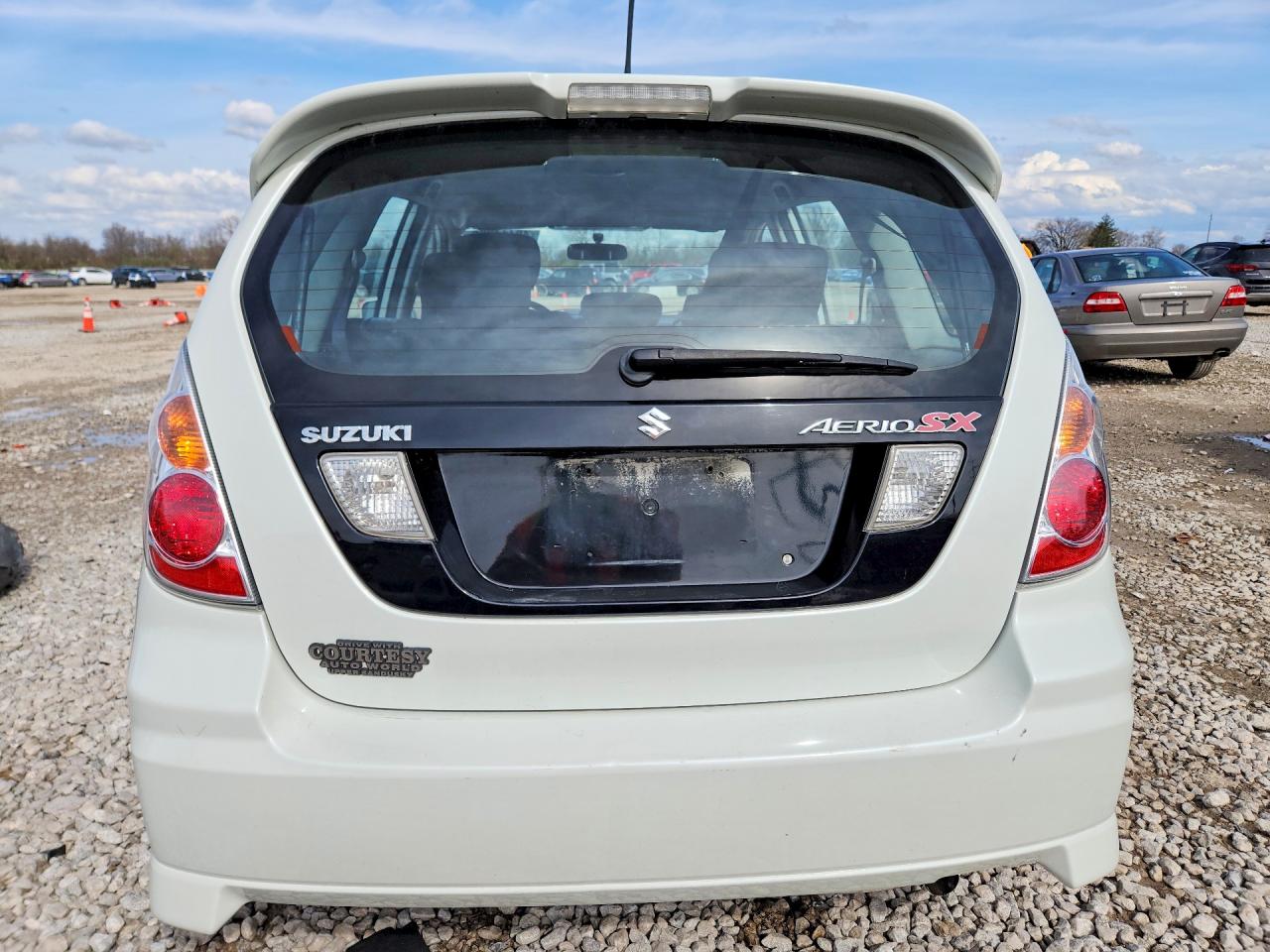 2006 Suzuki Aerio Premium White vin: JS2RC61H265351581
