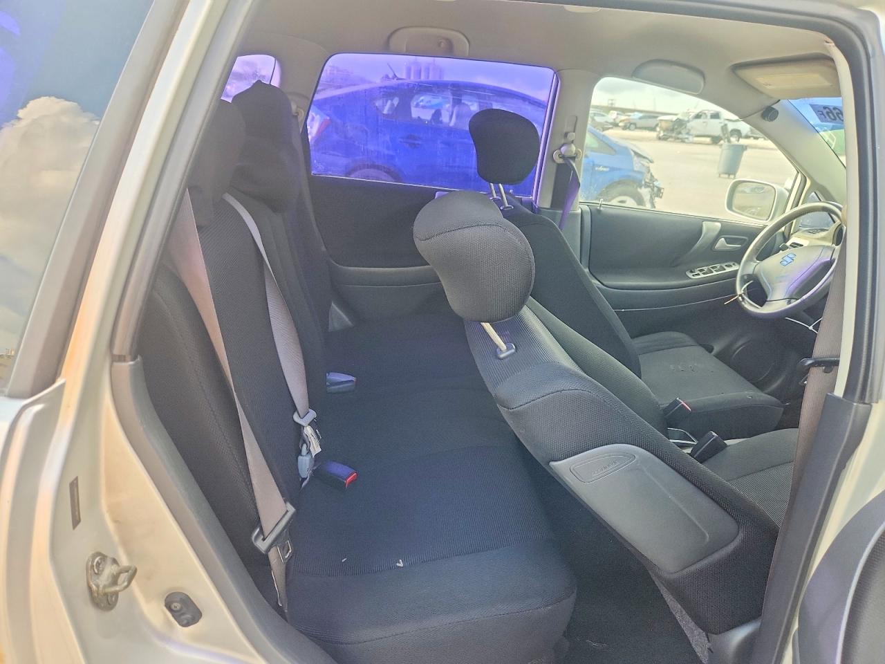 2005 Suzuki Aerio Sx Silver vin: JS2RC61H455304714
