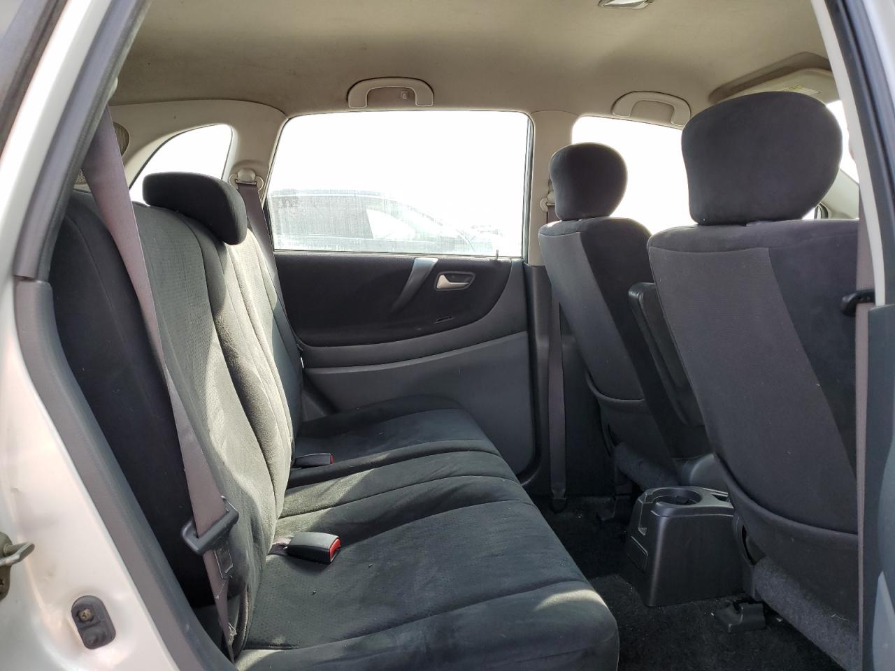 2004 Suzuki Aerio Sx Серебряный vin: JS2RC61HX45252083