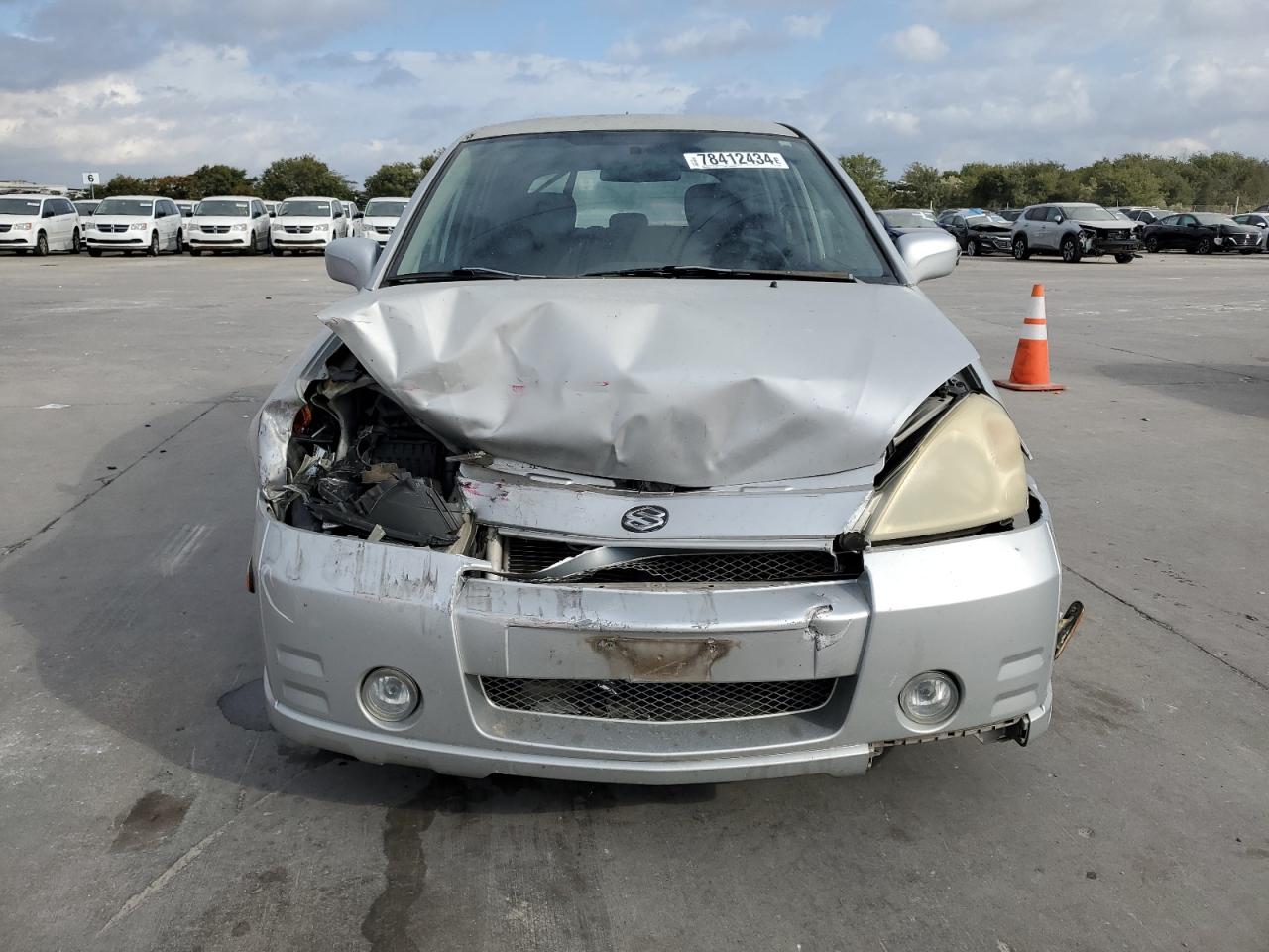 2004 Suzuki Aerio Sx Серебряный vin: JS2RC61HX45252083