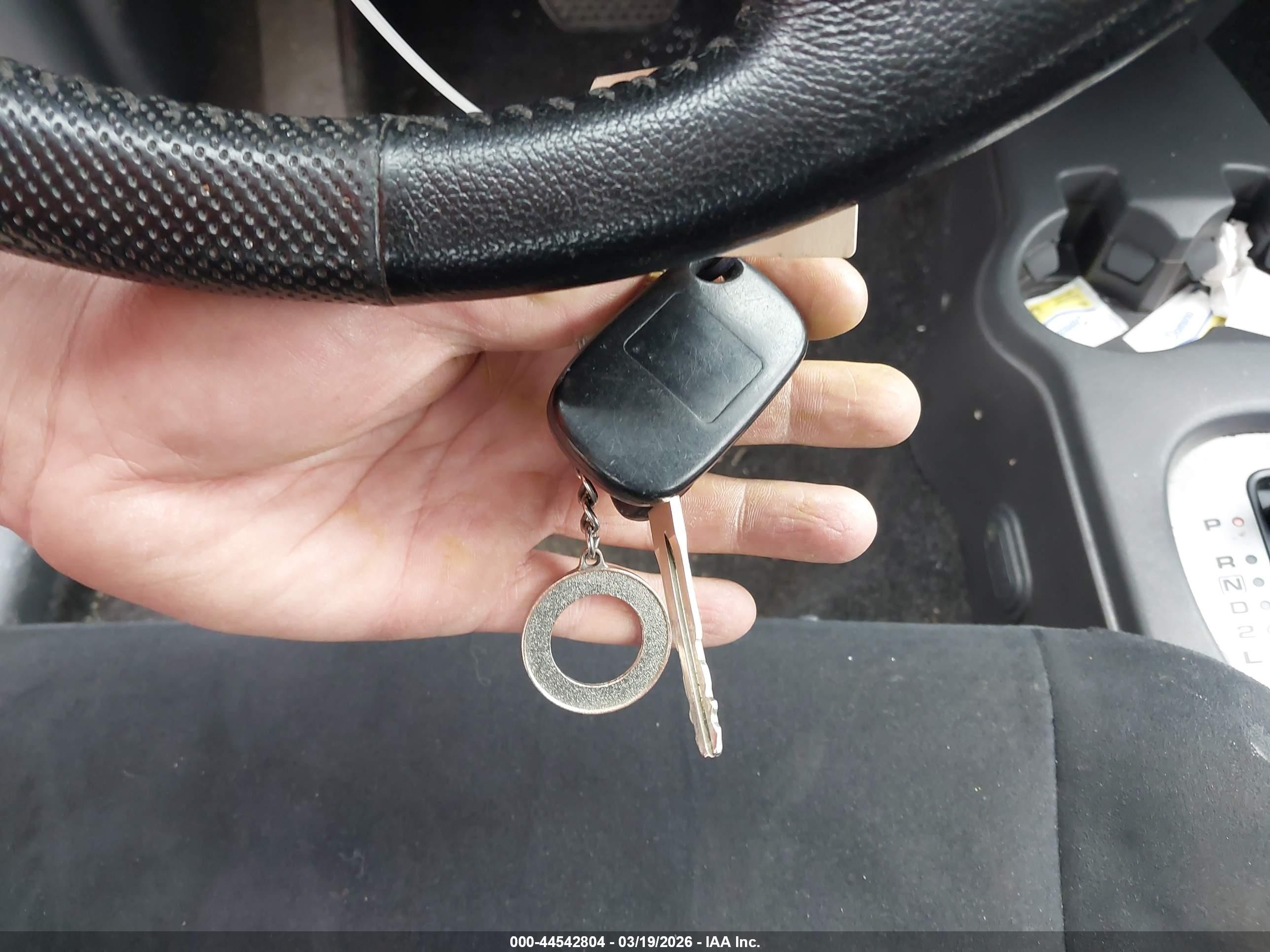 2004 Suzuki Aerio Sx   Silver vin: JS2RD61H945251424