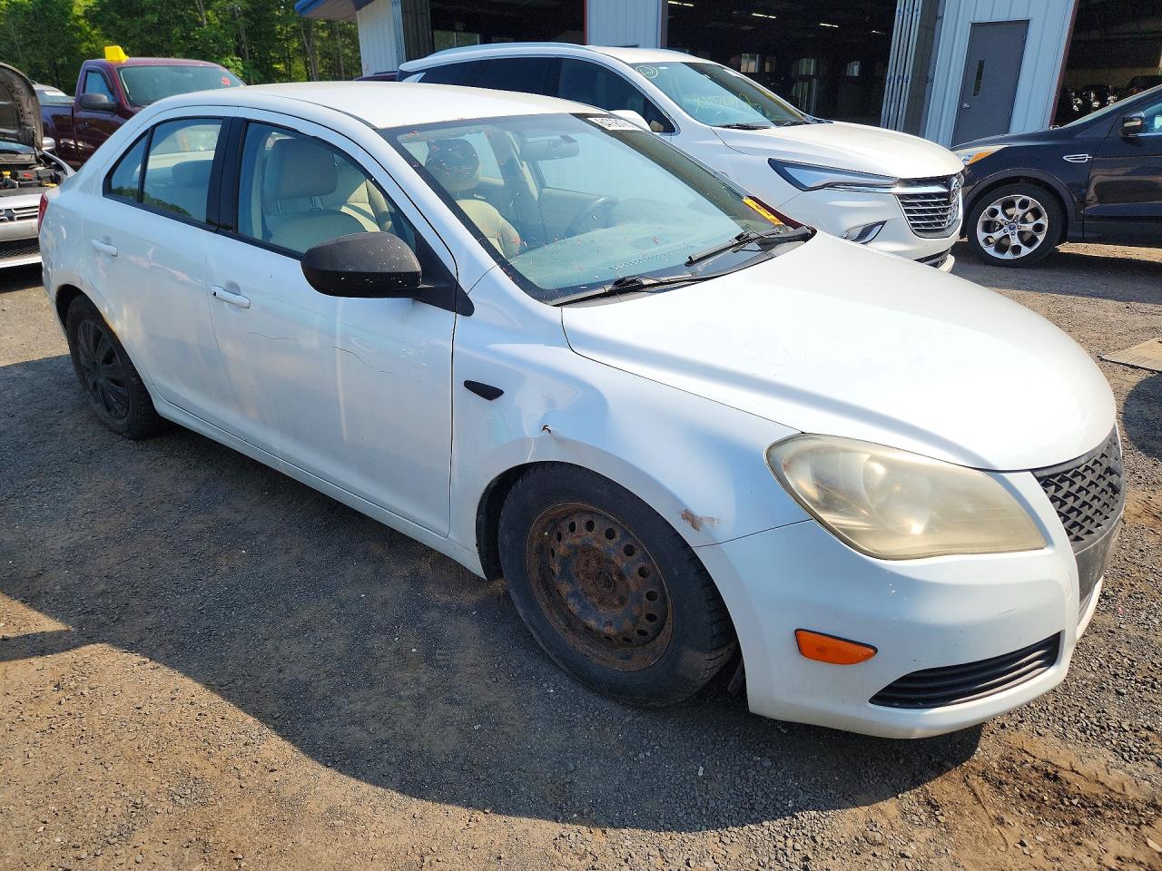 2012 Suzuki Kizashi S Silver vin: JS2RE9A16C6100082