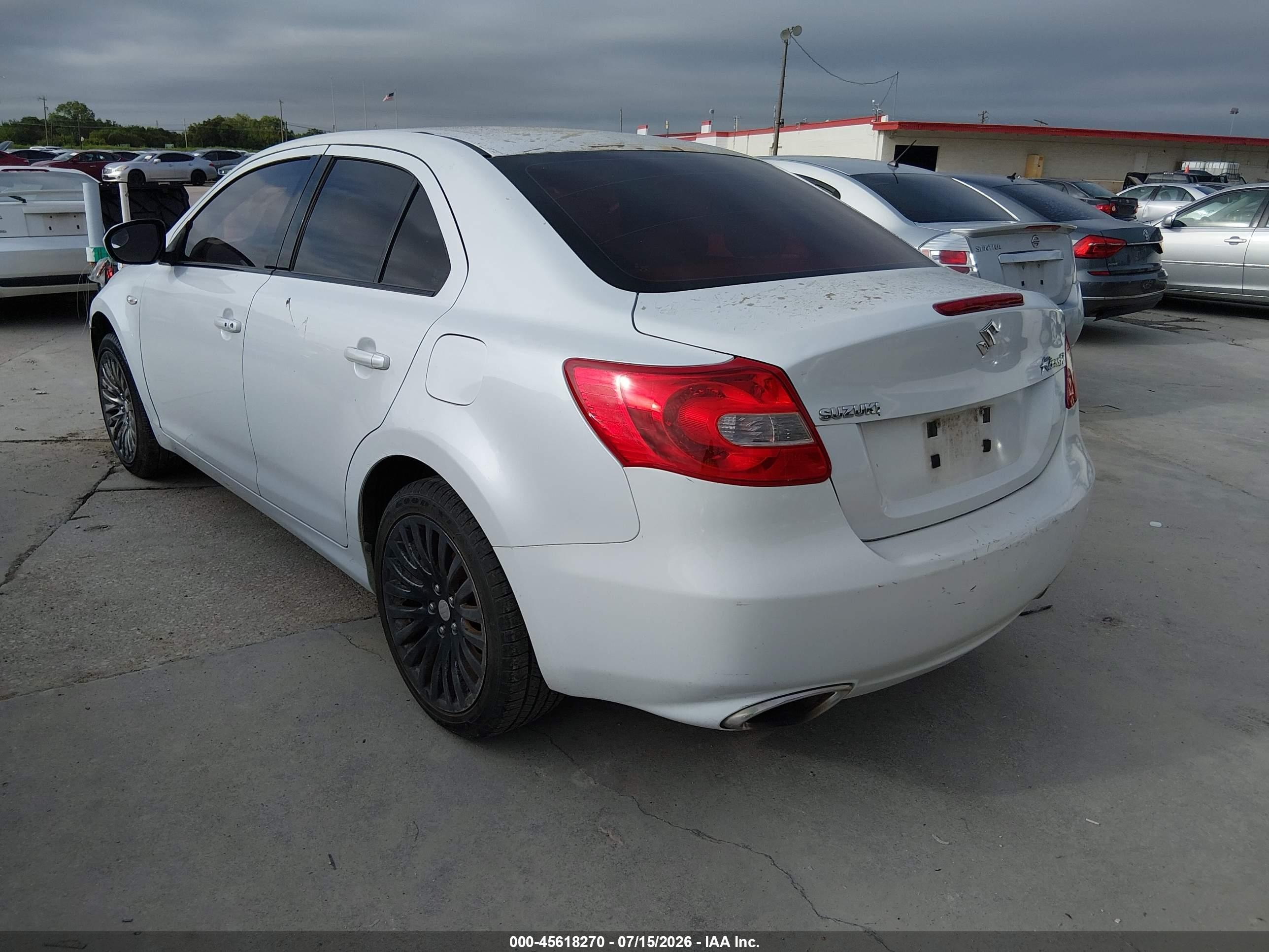 2011 Suzuki Kizashi Se White vin: JS2RE9A32B6111516