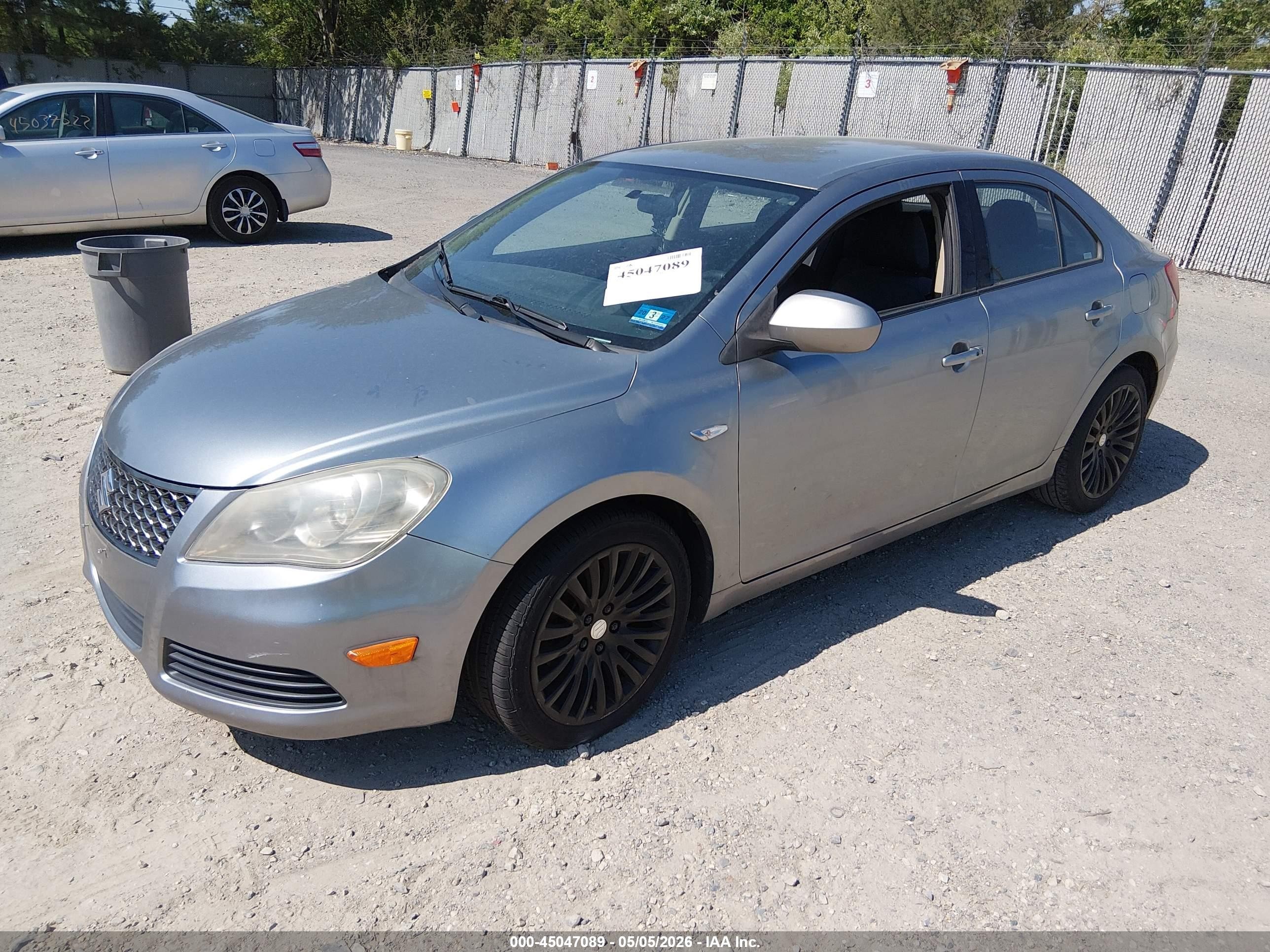 2012 Suzuki Kizashi Se Silver vin: JS2RE9A33C6100915