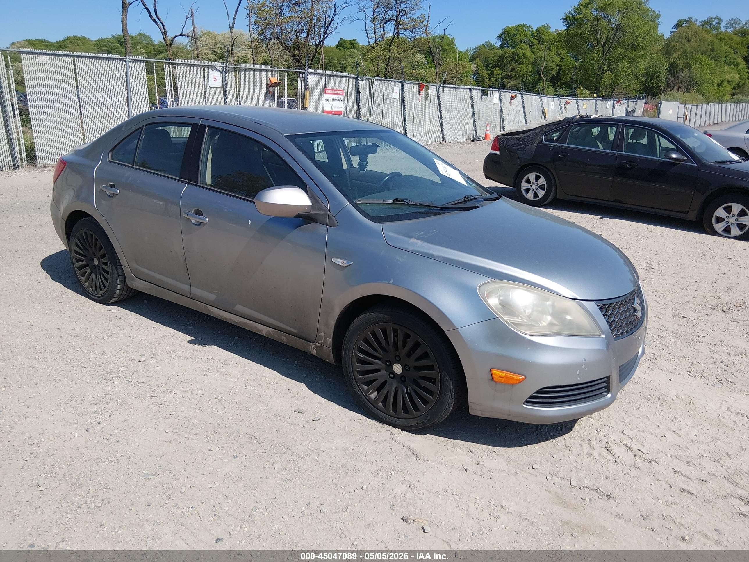 2012 Suzuki Kizashi Se Silver vin: JS2RE9A33C6100915