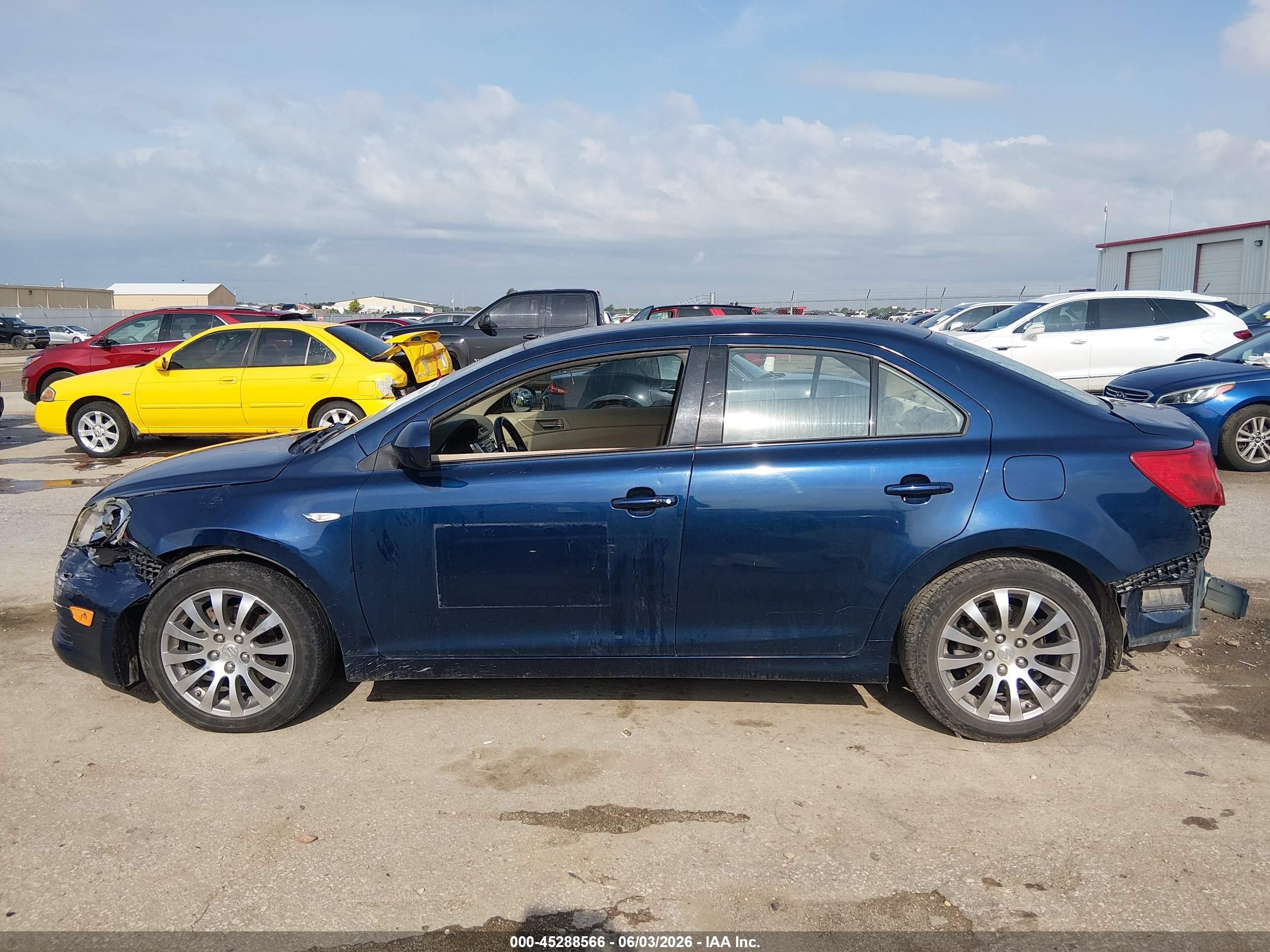 2010 Suzuki Kizashi Se Blue vin: JS2RE9A37A6101031