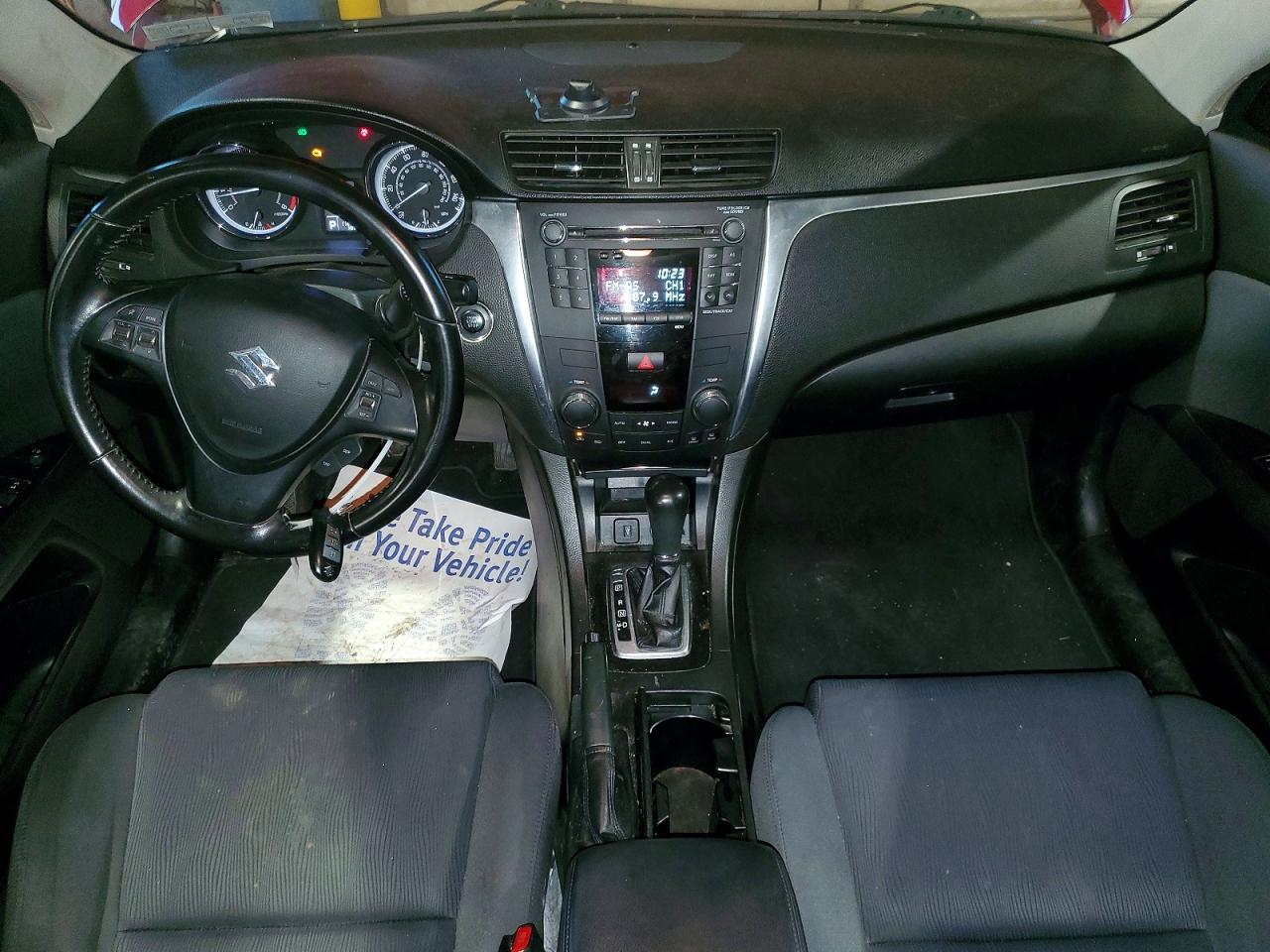2012 Suzuki Kizashi Se Burgundy vin: JS2RF9A32C6100014