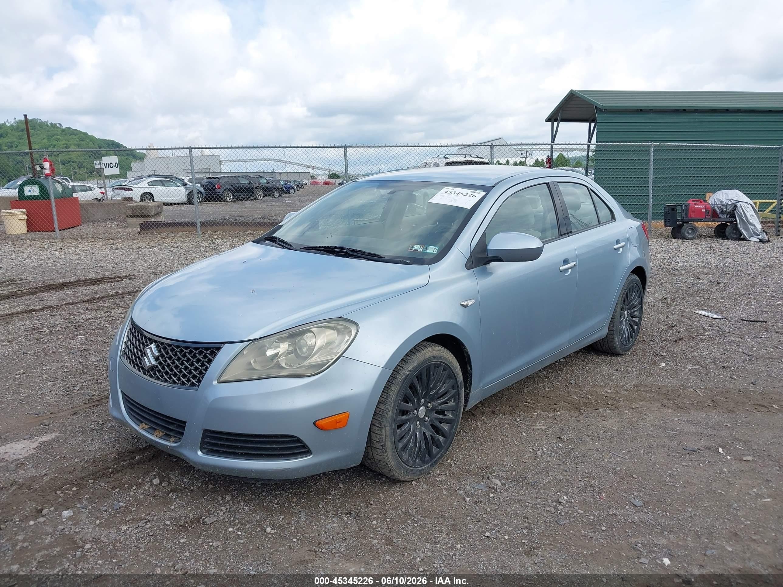 2011 Suzuki Kizashi Se Silver vin: JS2RF9A37B6111010