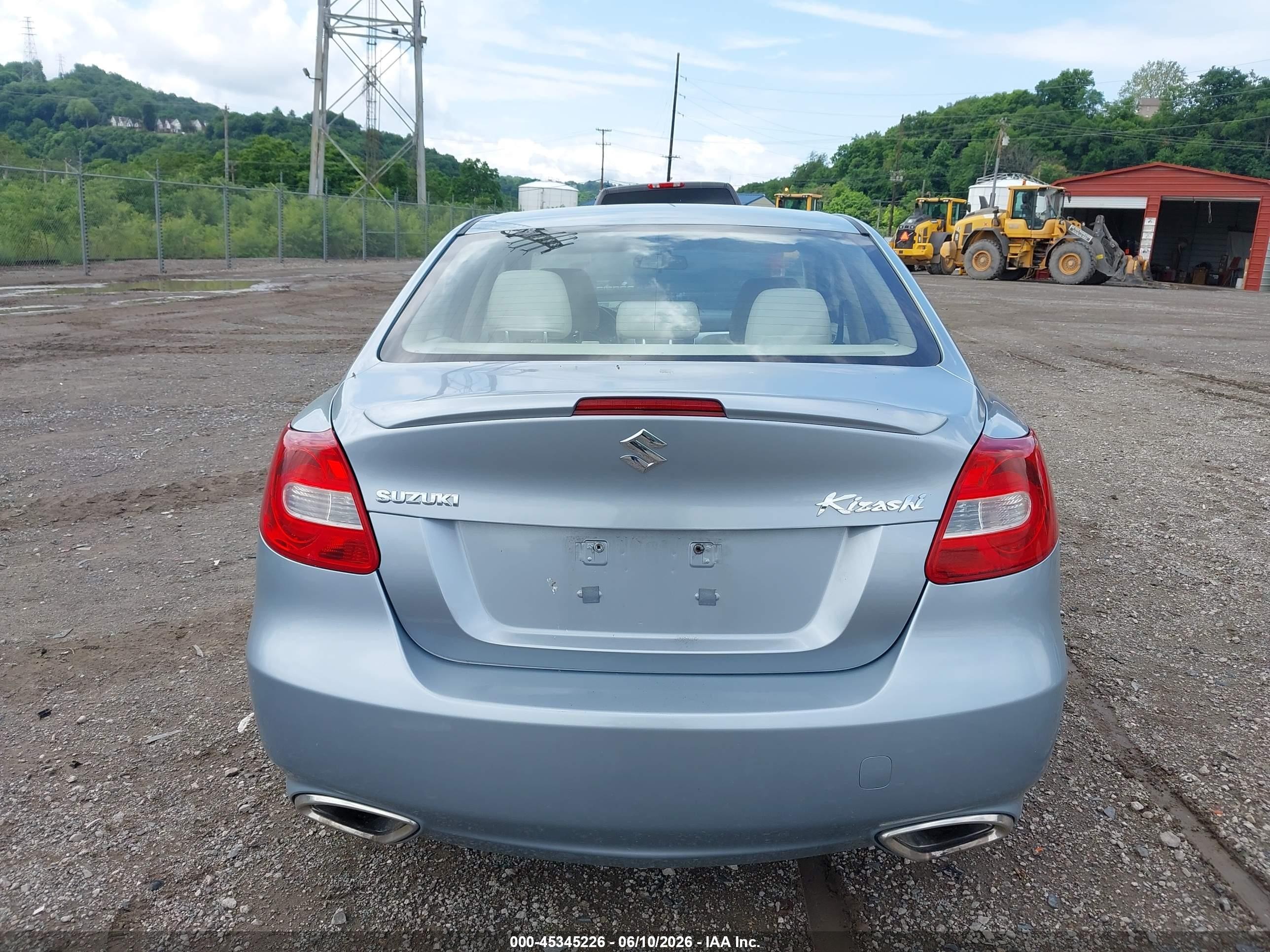 2011 Suzuki Kizashi Se Silver vin: JS2RF9A37B6111010